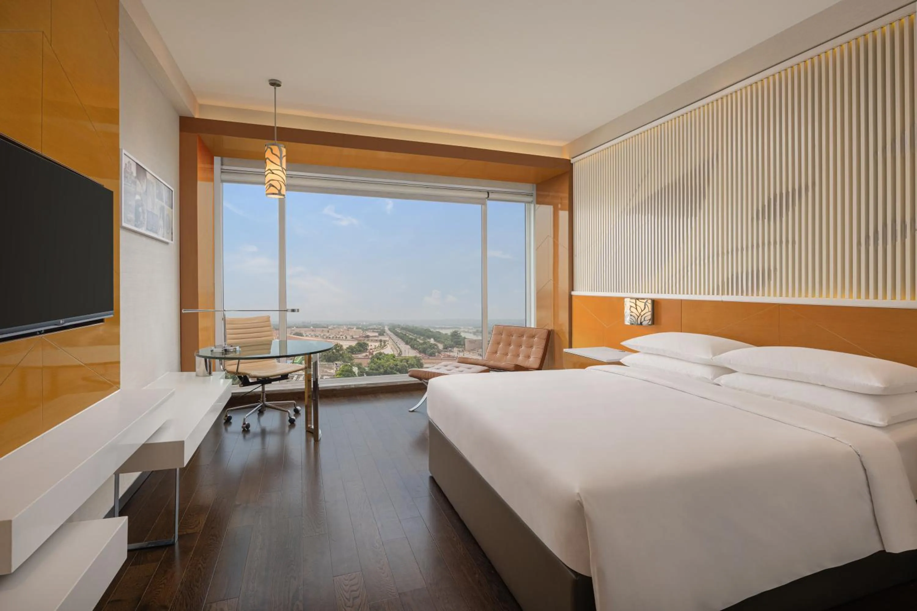 Bed in Renaissance Lucknow Hotel, Gomti Nagar