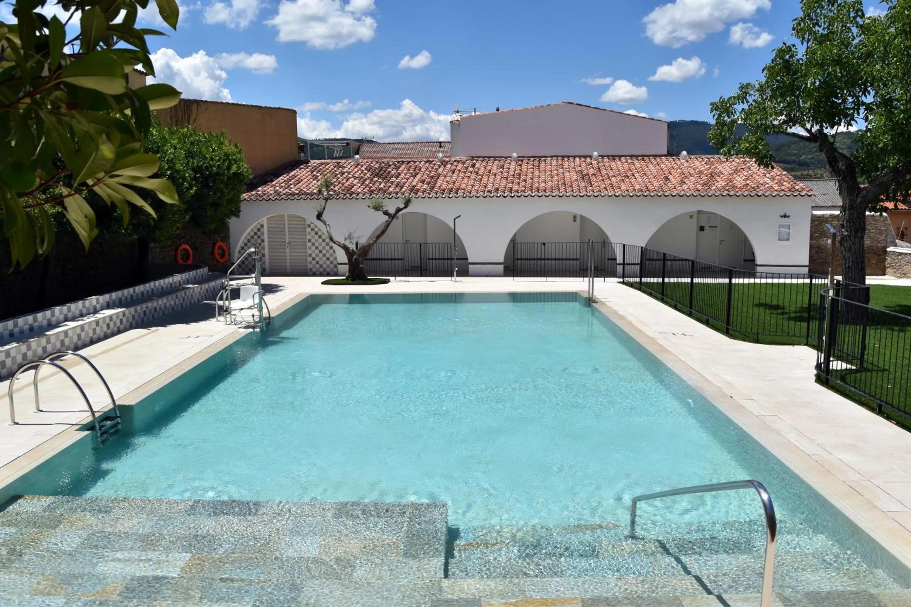 Swimming pool in Parador de Guadalupe