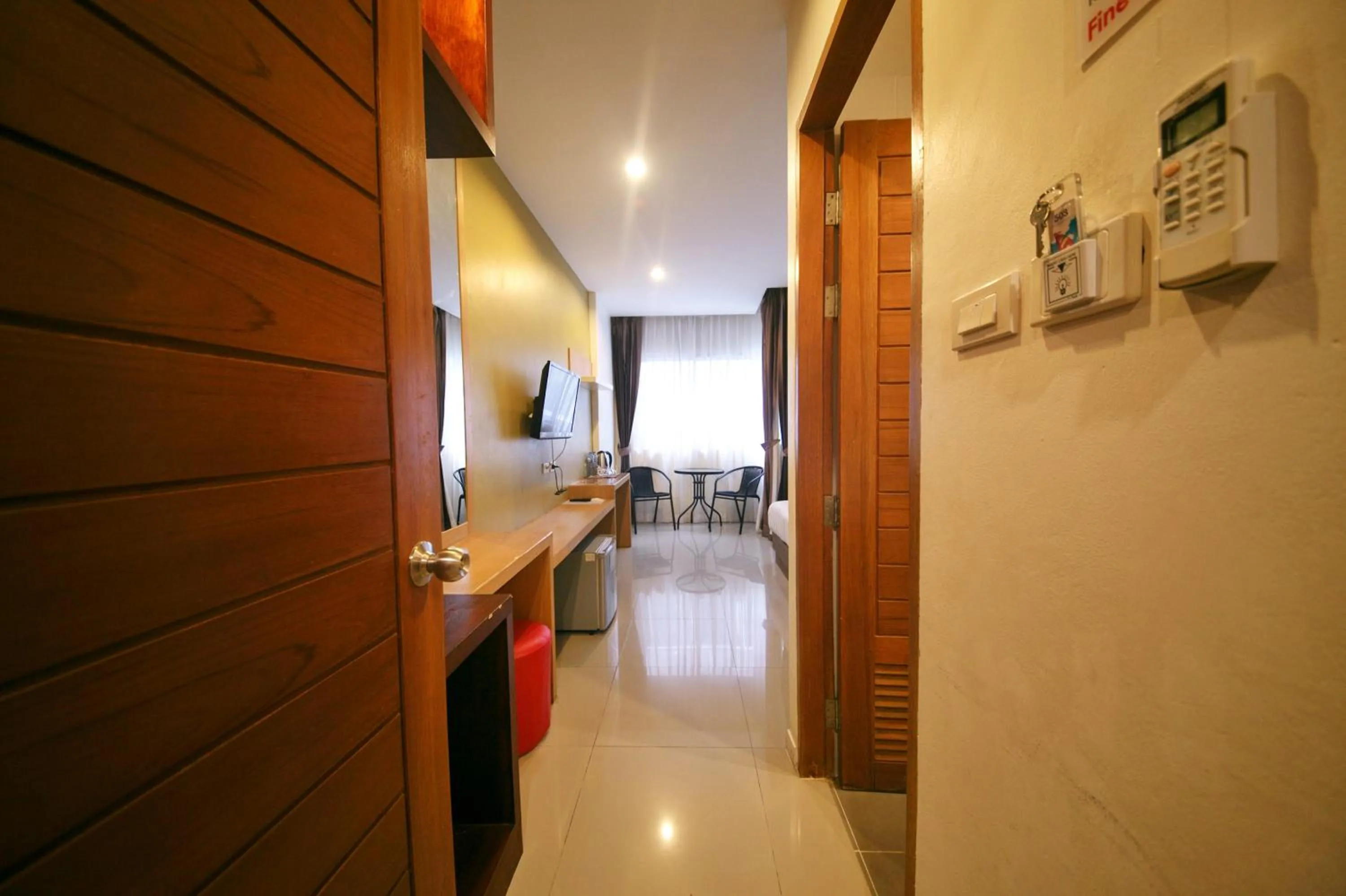 Bathroom in Tropical Sunset Hotel Patong