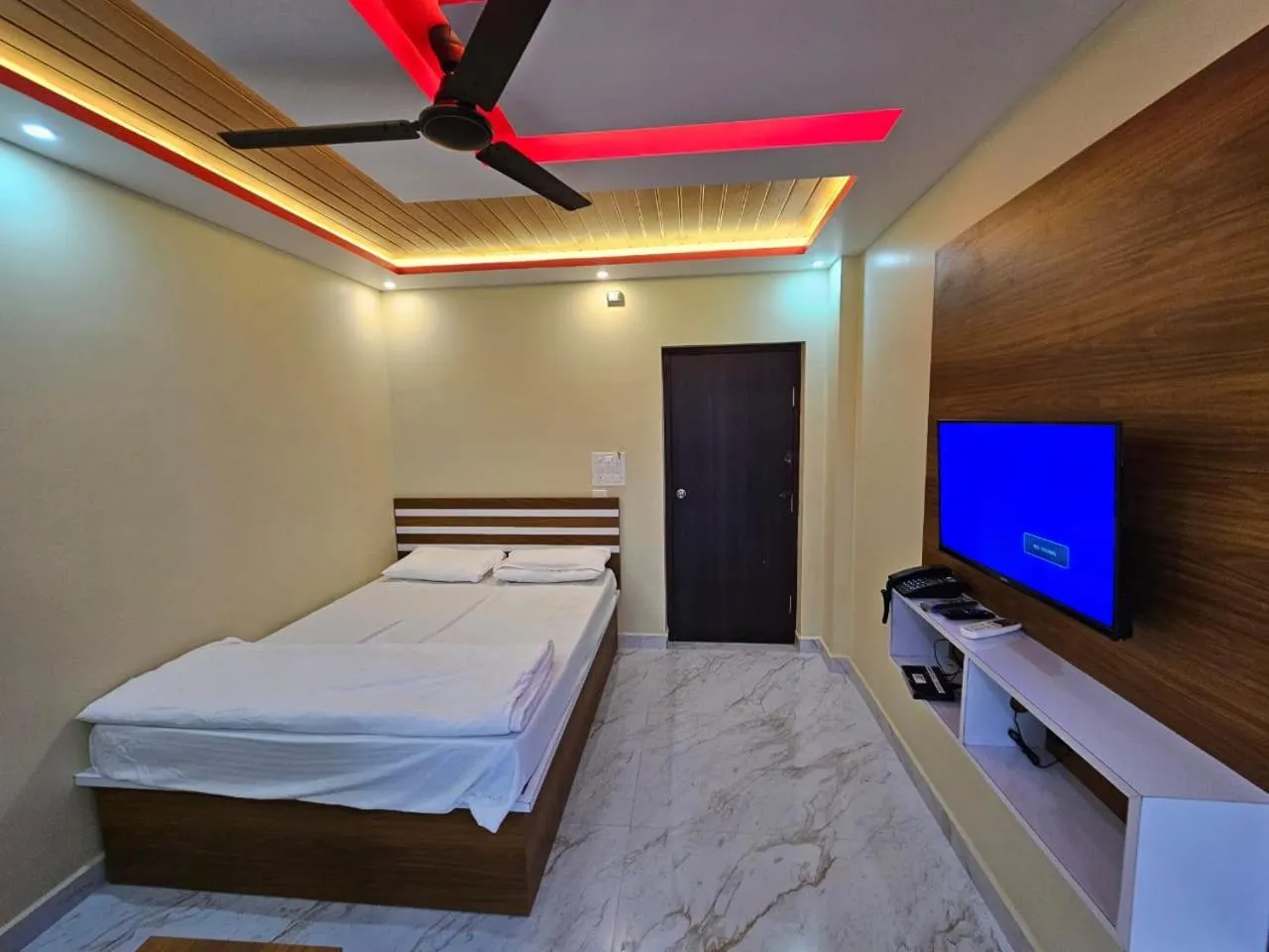 Bed in Ashwini Hotel And Lodging