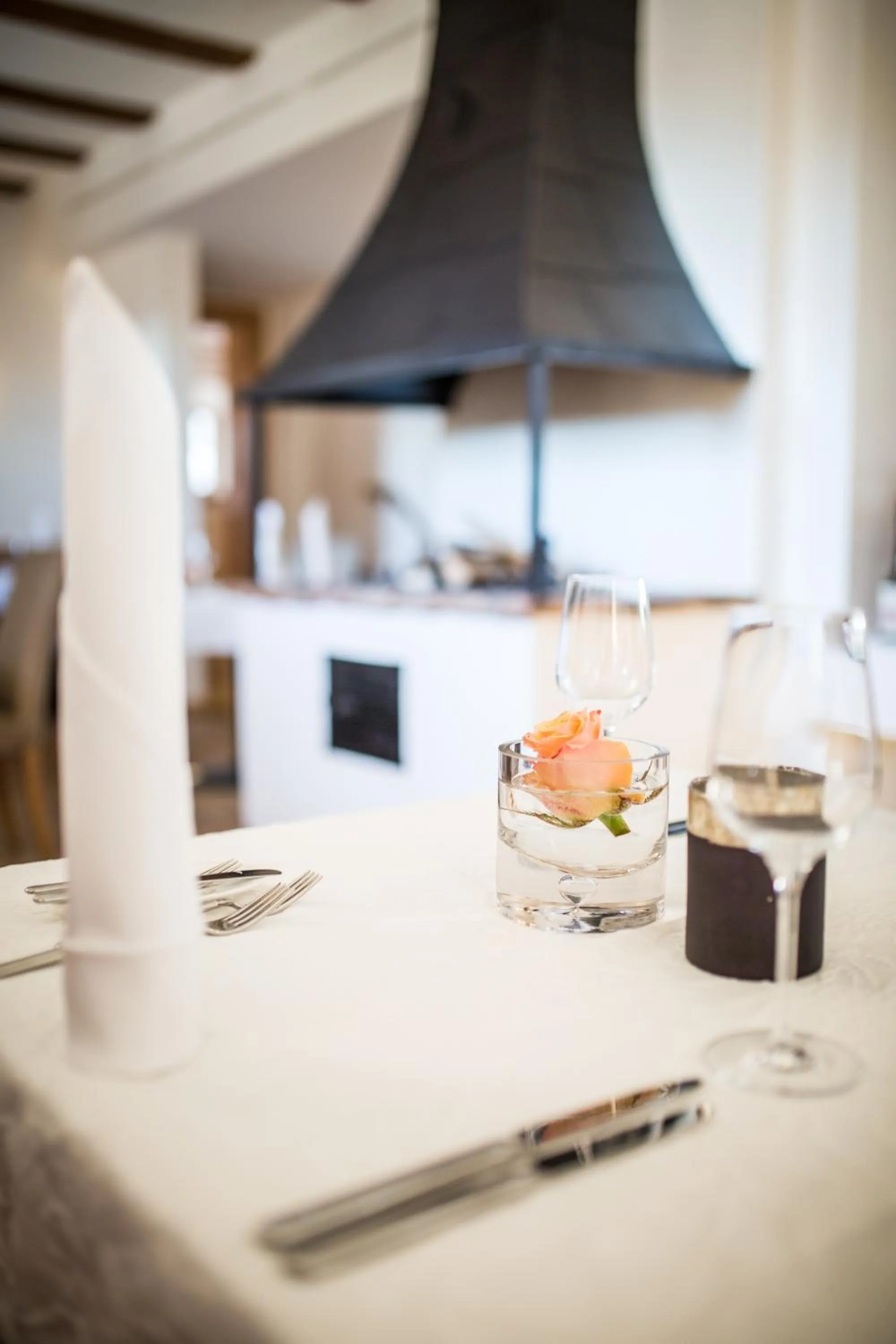 Restaurant/places to eat in Hotel Schloss Leitheim