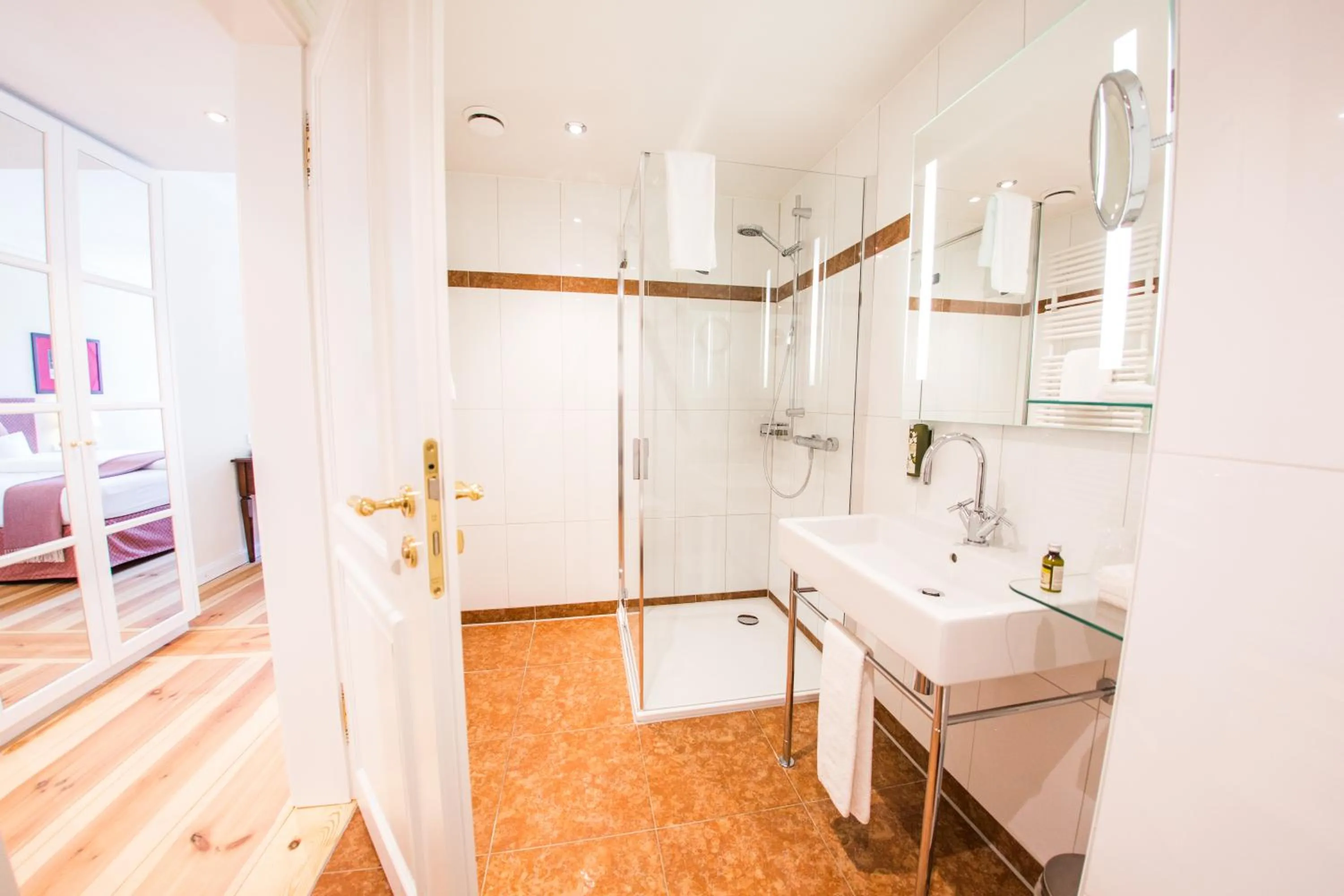 Bathroom in Hotel Schloss Leitheim