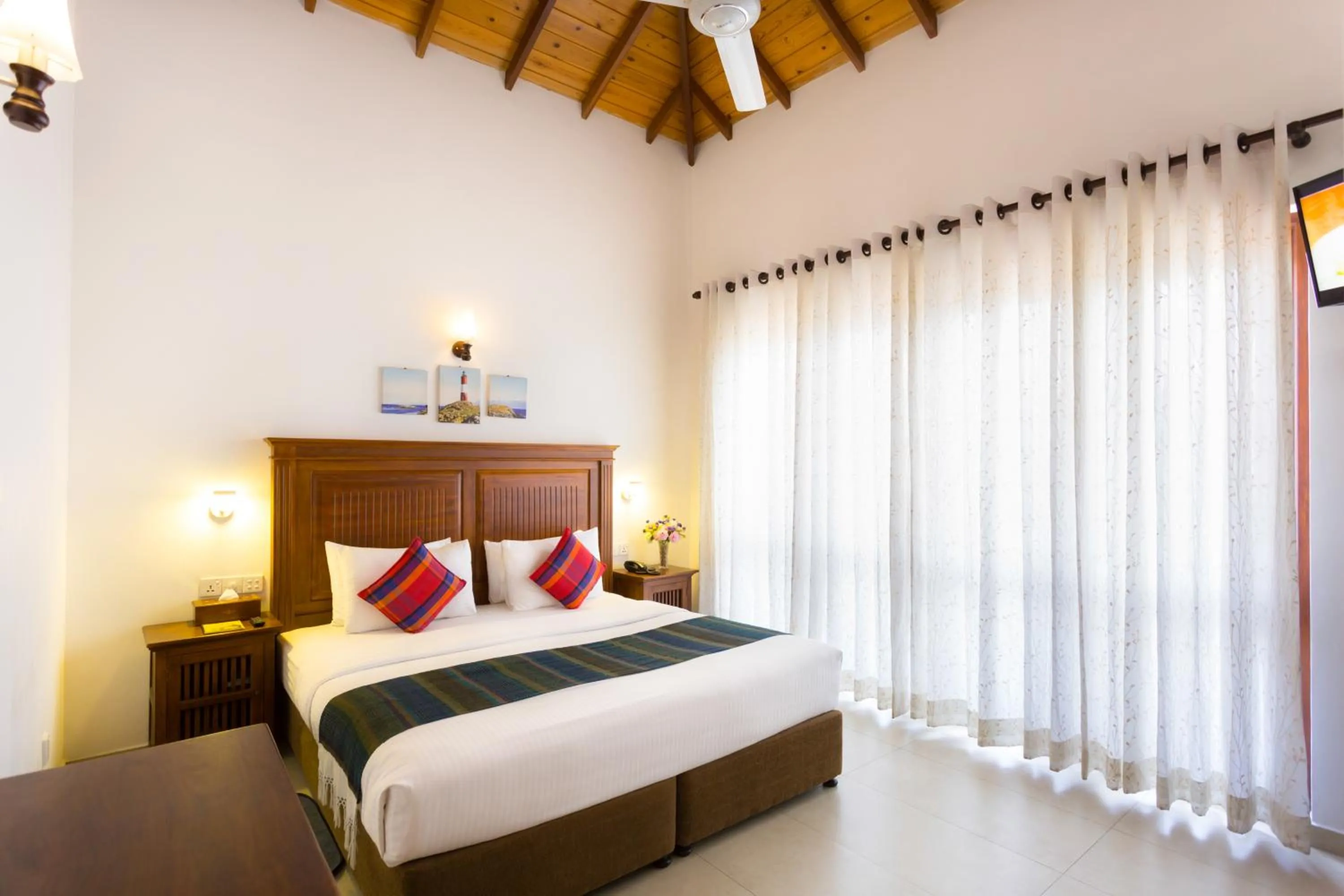 Photo of the whole room, Bed in Hotel Yo Kandy