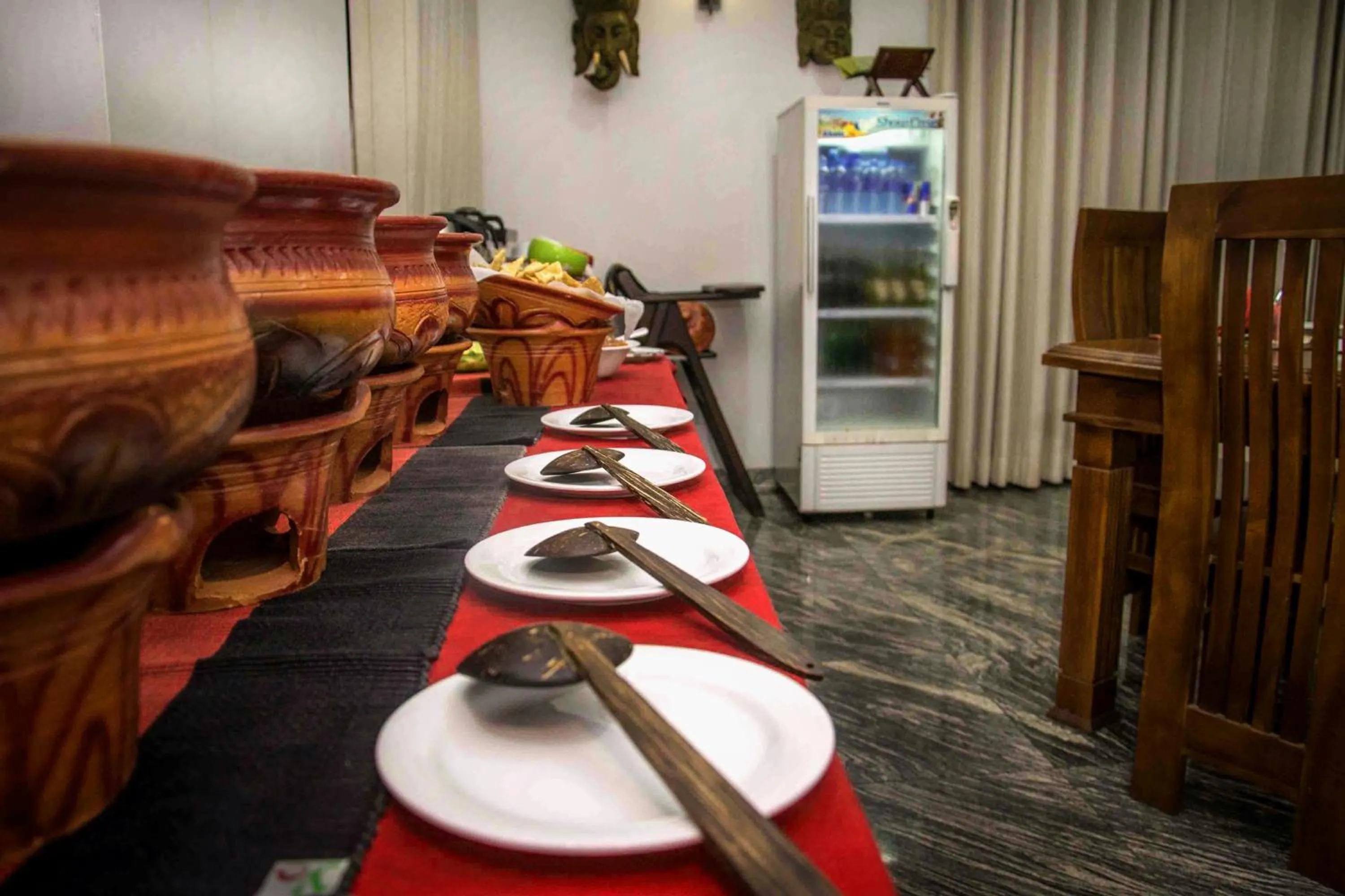 Restaurant/places to eat in Hotel Yo Kandy