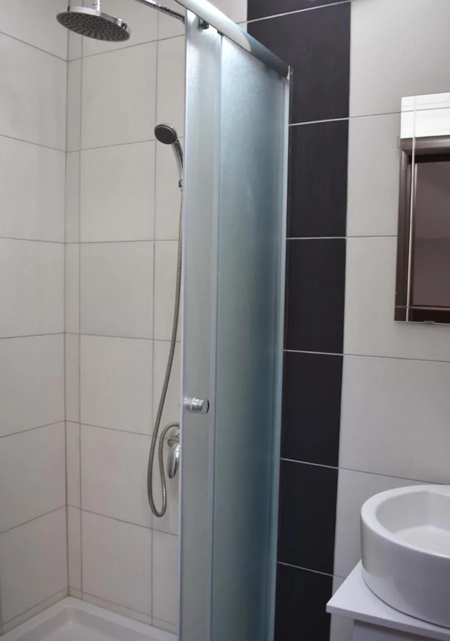 Shower in Apartmani Zrenjanin