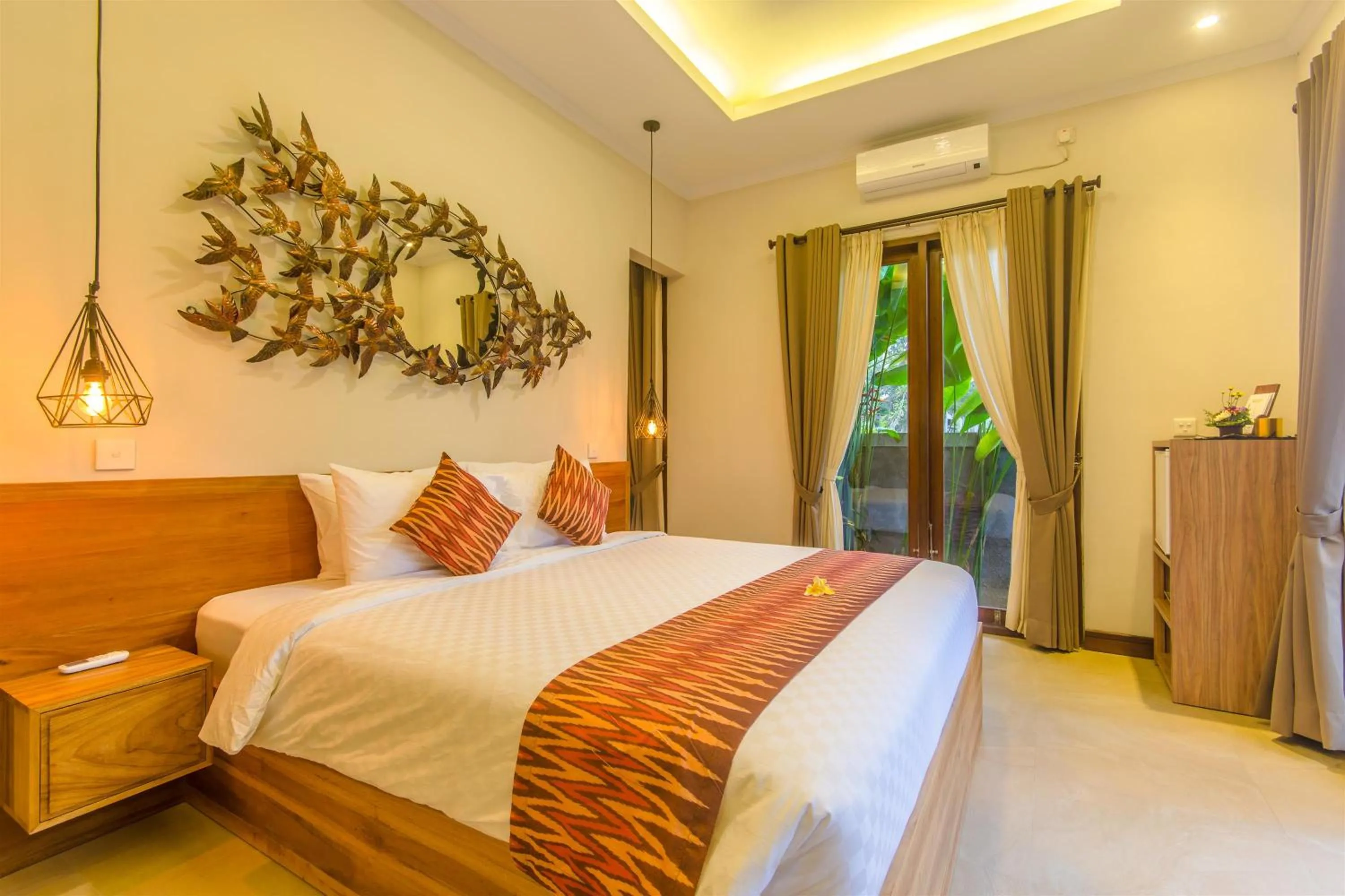 Bed in La-Meli Villas Ubud