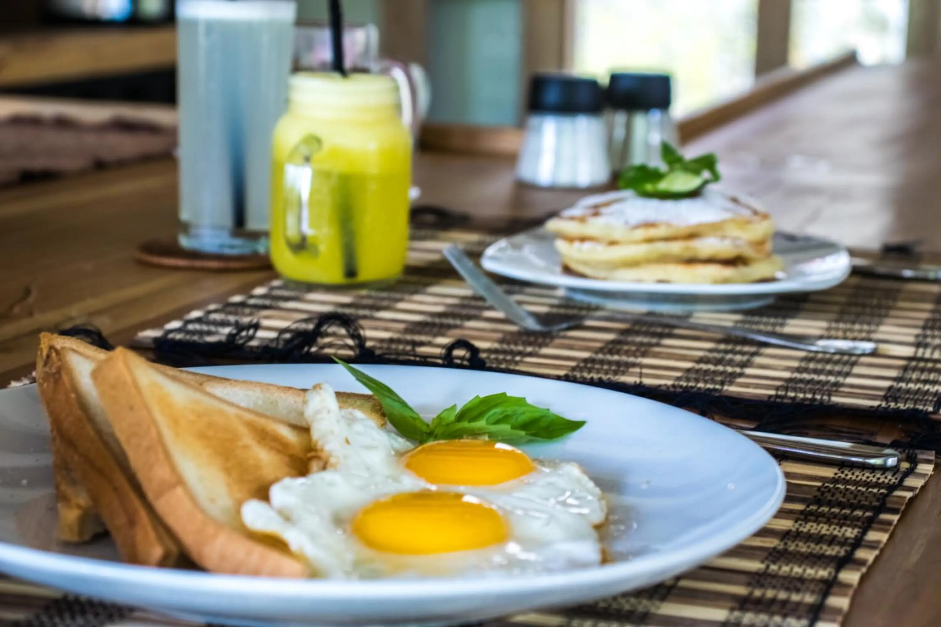Breakfast in La-Meli Villas Ubud