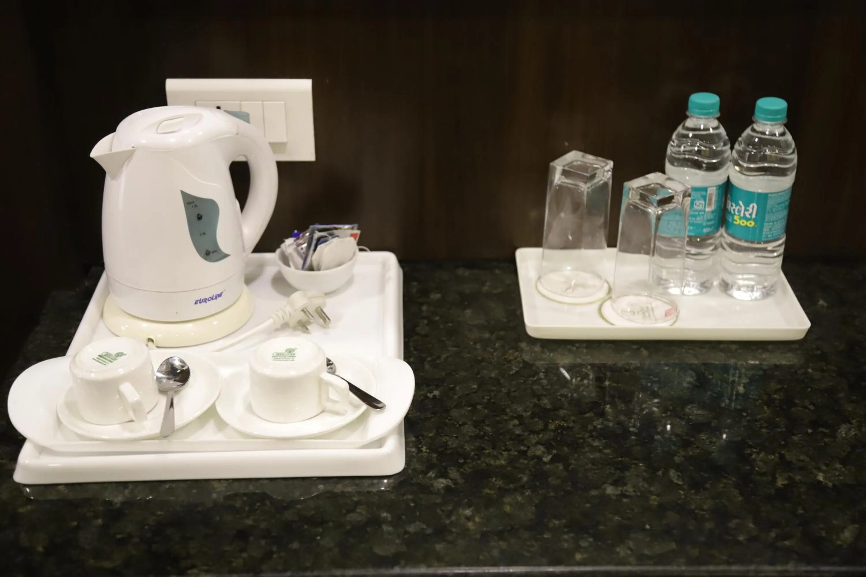 Coffee/tea facilities in The Gandhi International