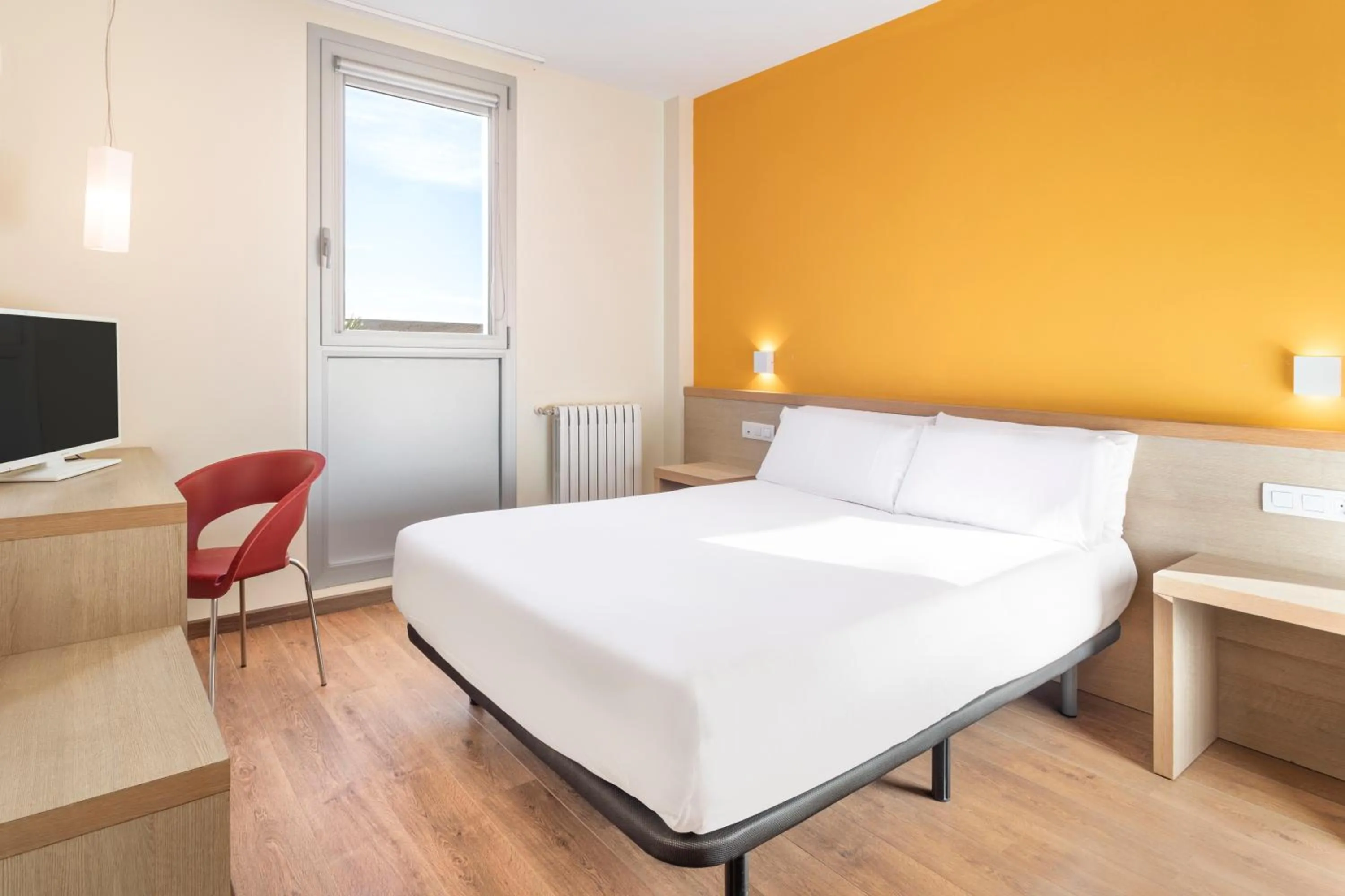 Bed in Hotel 280 Zaragoza