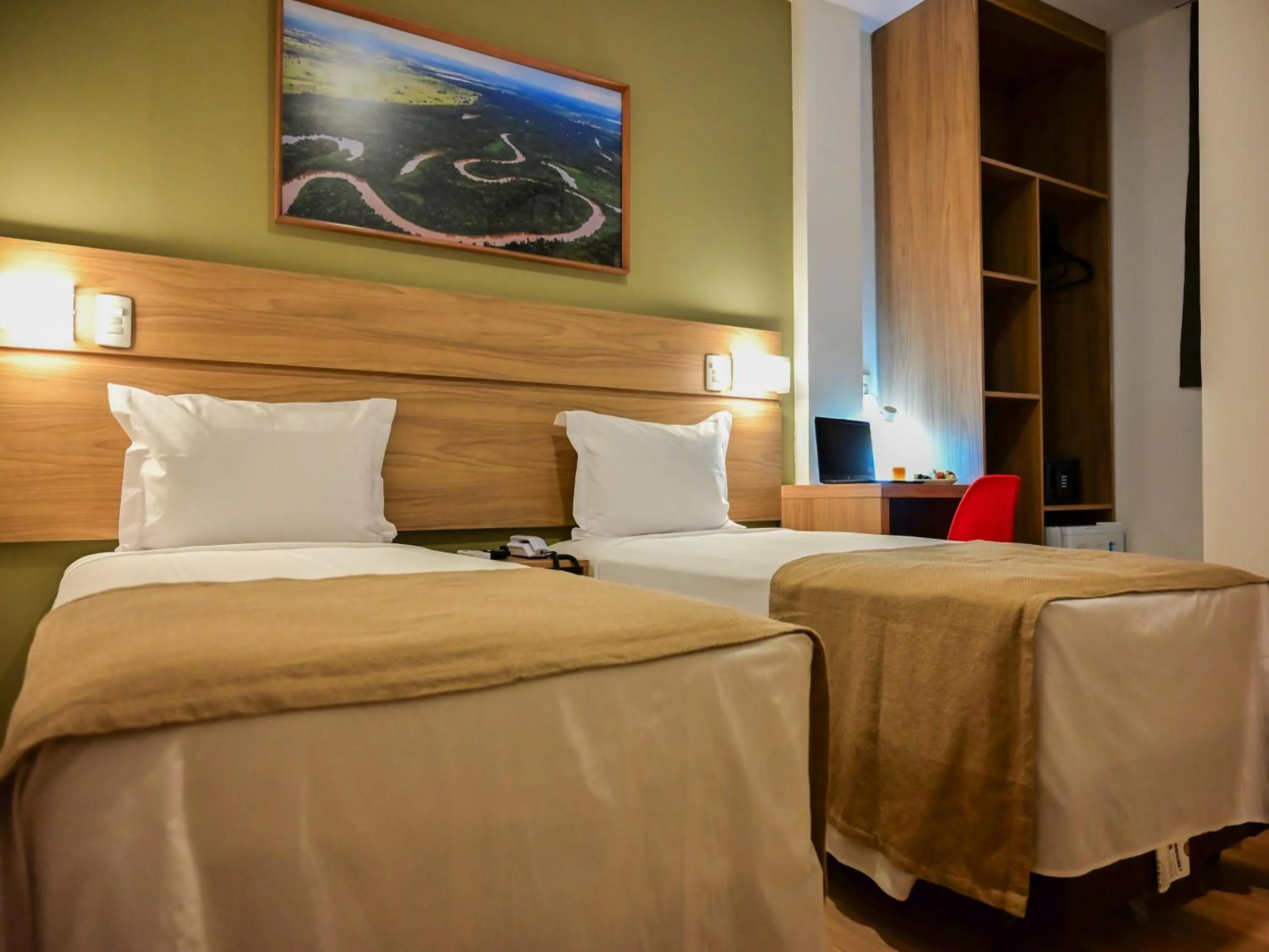 Bedroom, Bed in Bristol Marambaia Belém