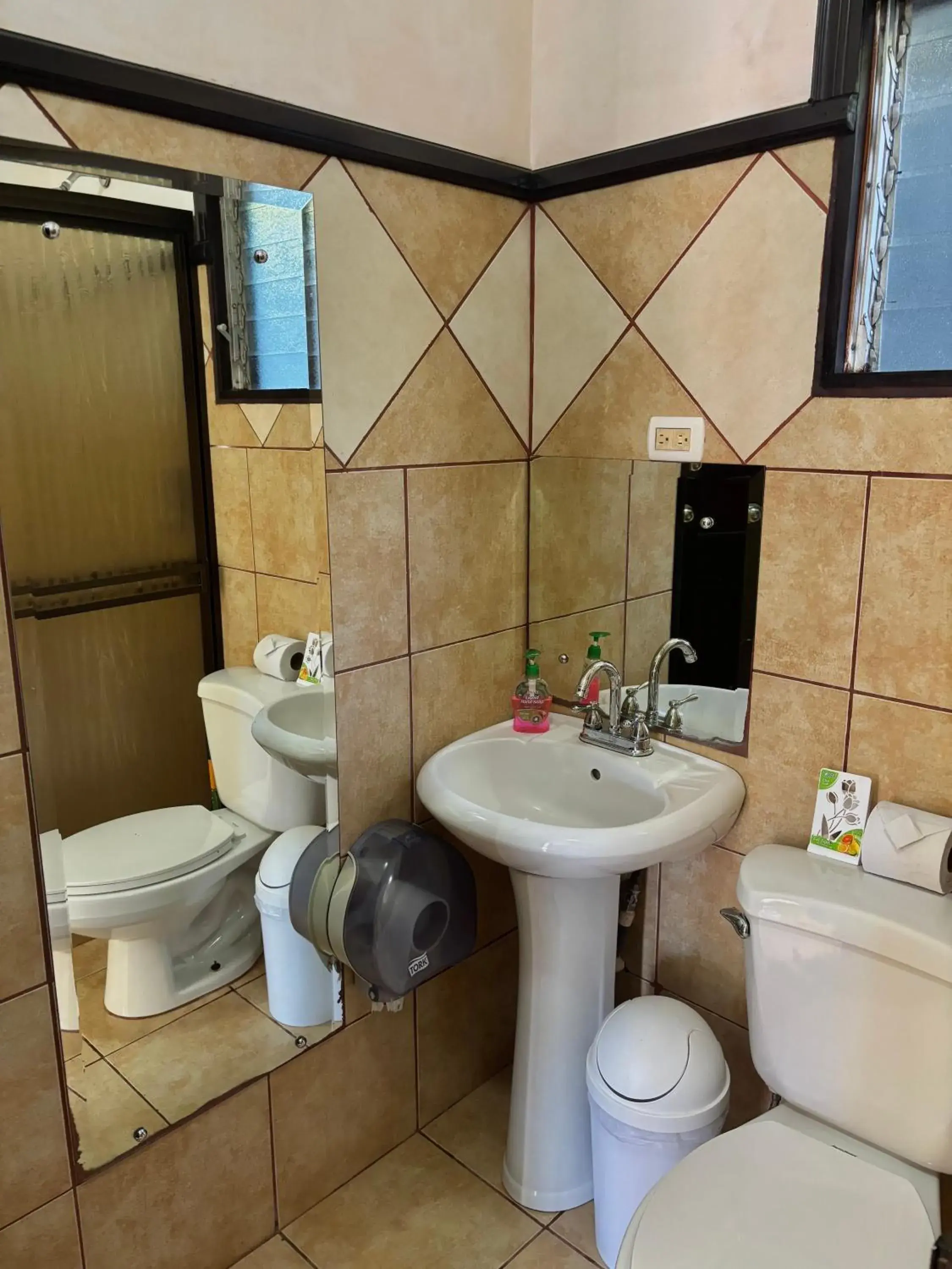 Economy Double Room in Monteverde Ecolodge Economy Double Room in Monteverde Ecolodge