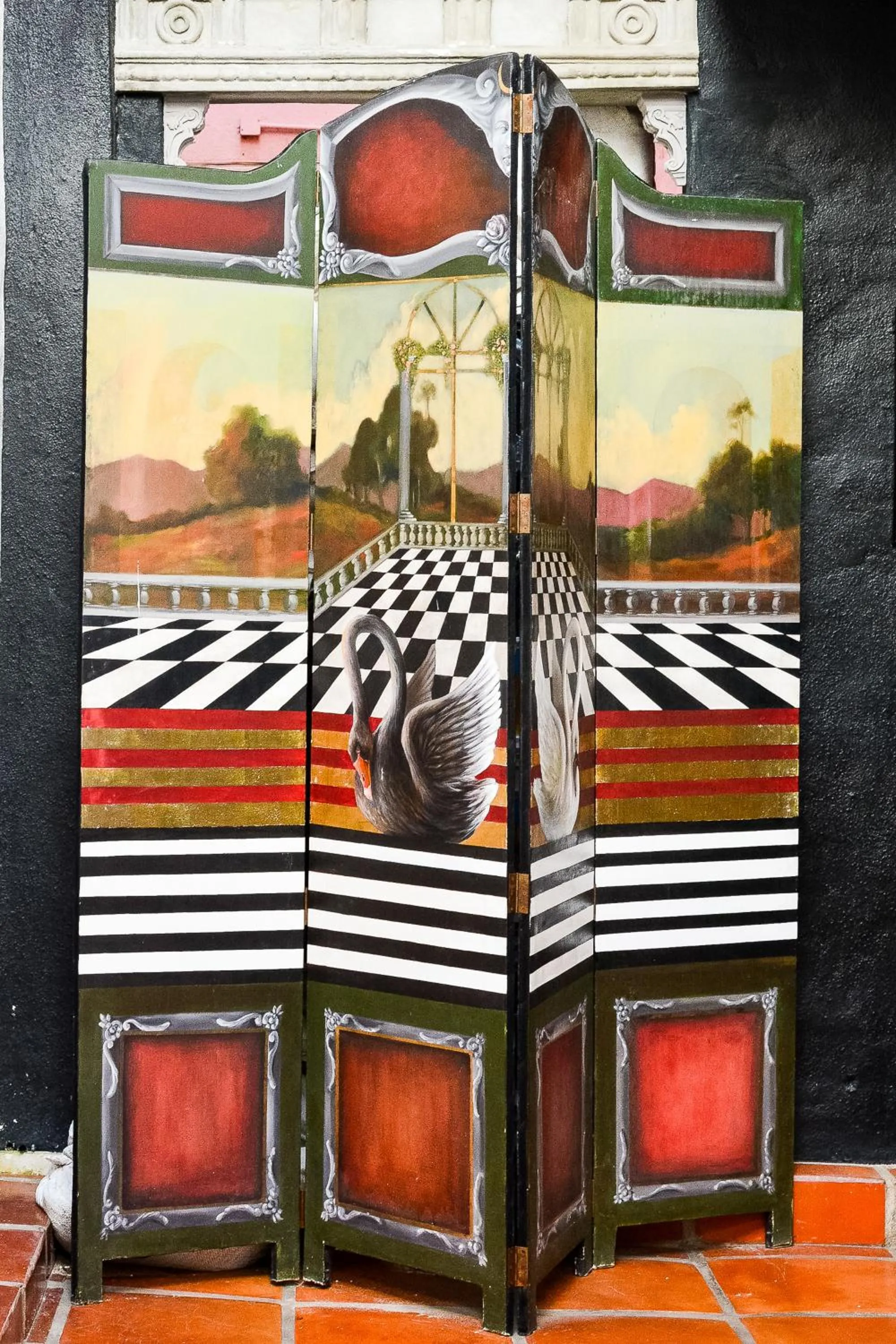 Decorative detail in Garlands Del Rio Riverside Boutique Hotel