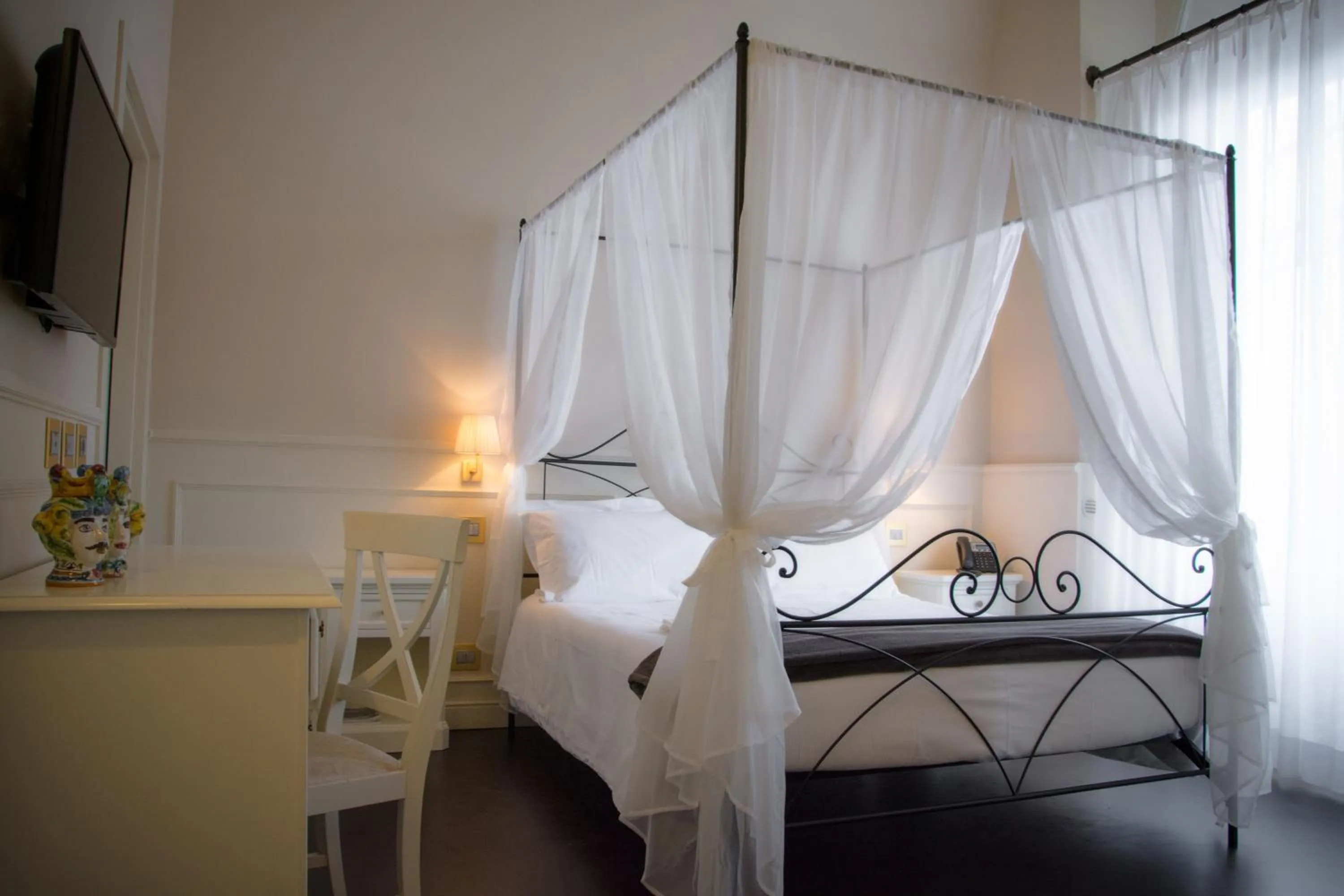 Facility for disabled guests, Bed in Il Duomo Relais