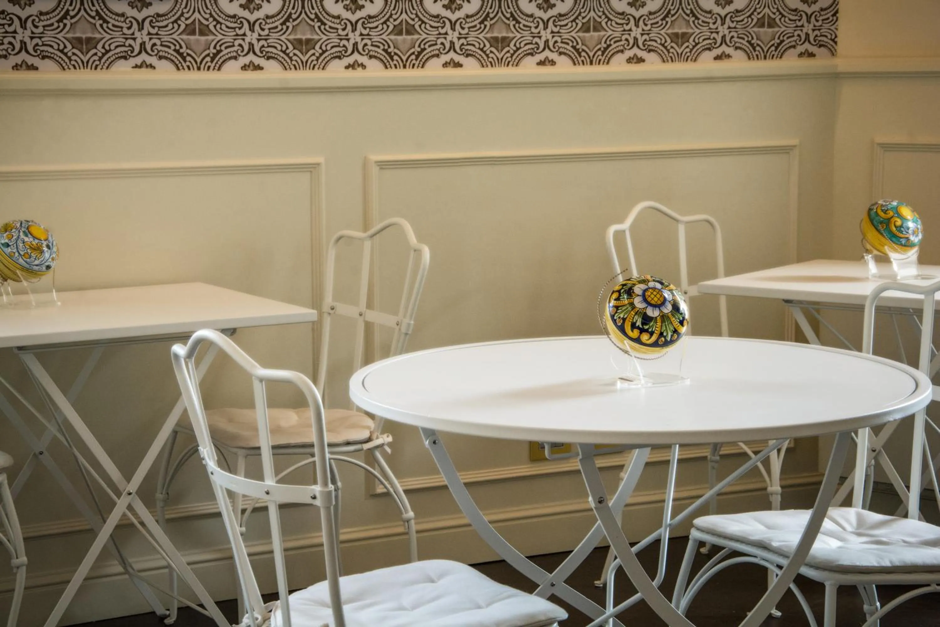 Communal lounge/ TV room in Il Duomo Relais