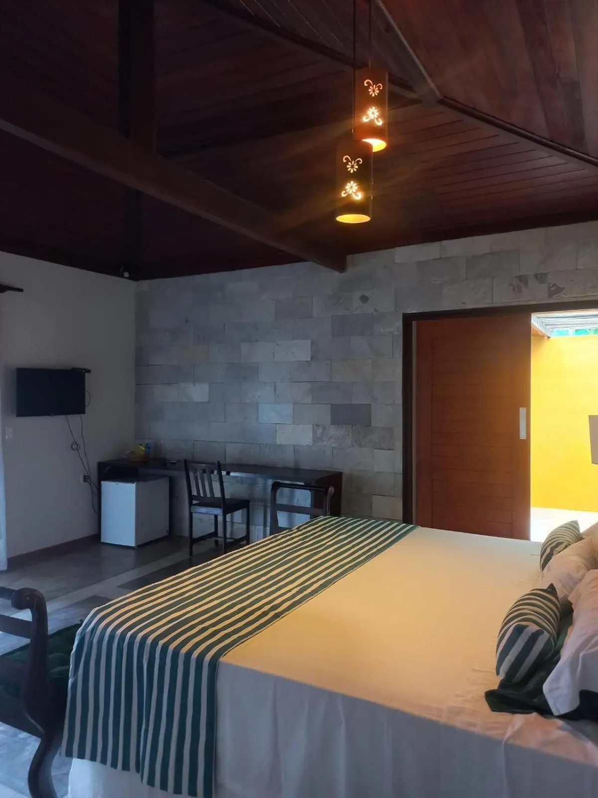 Photo of the whole room, Bed in Pousada Spa dos Amores