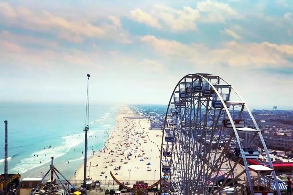 Nearby landmark in Hotel Charlee Sea Breeze Beach-Suites