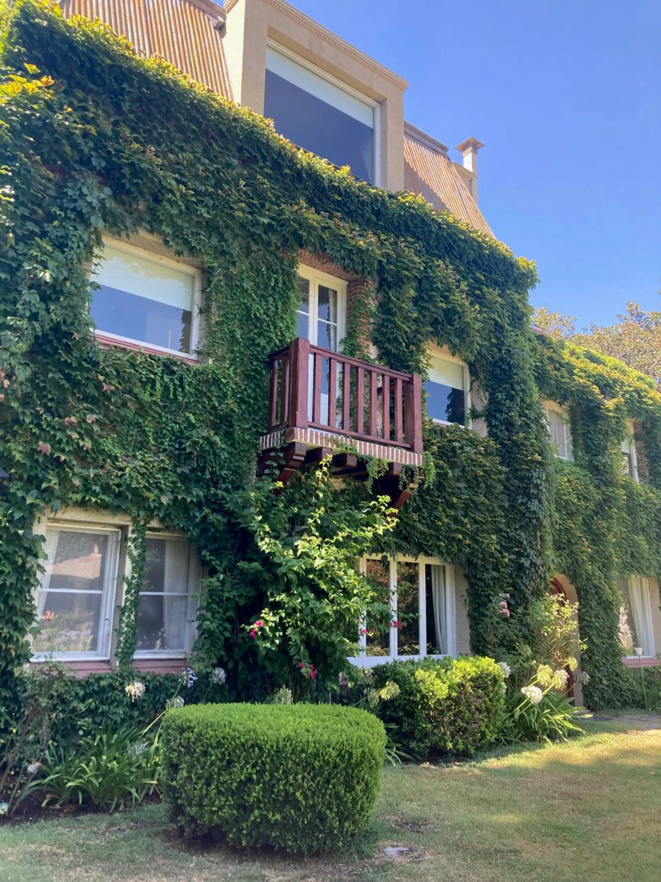 Property building in Estancia Villa Maria