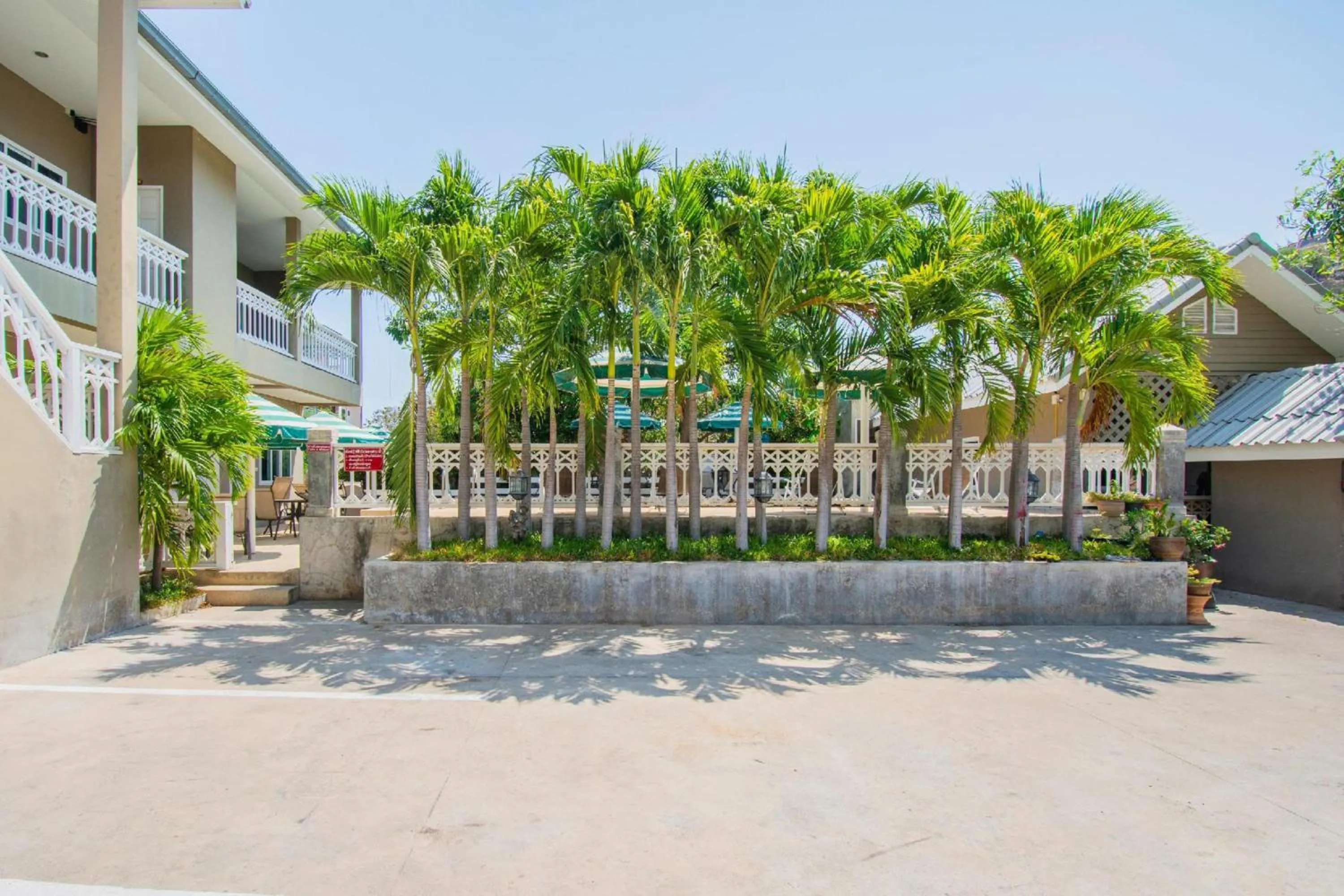 Neighbourhood in Pom Pom Residence