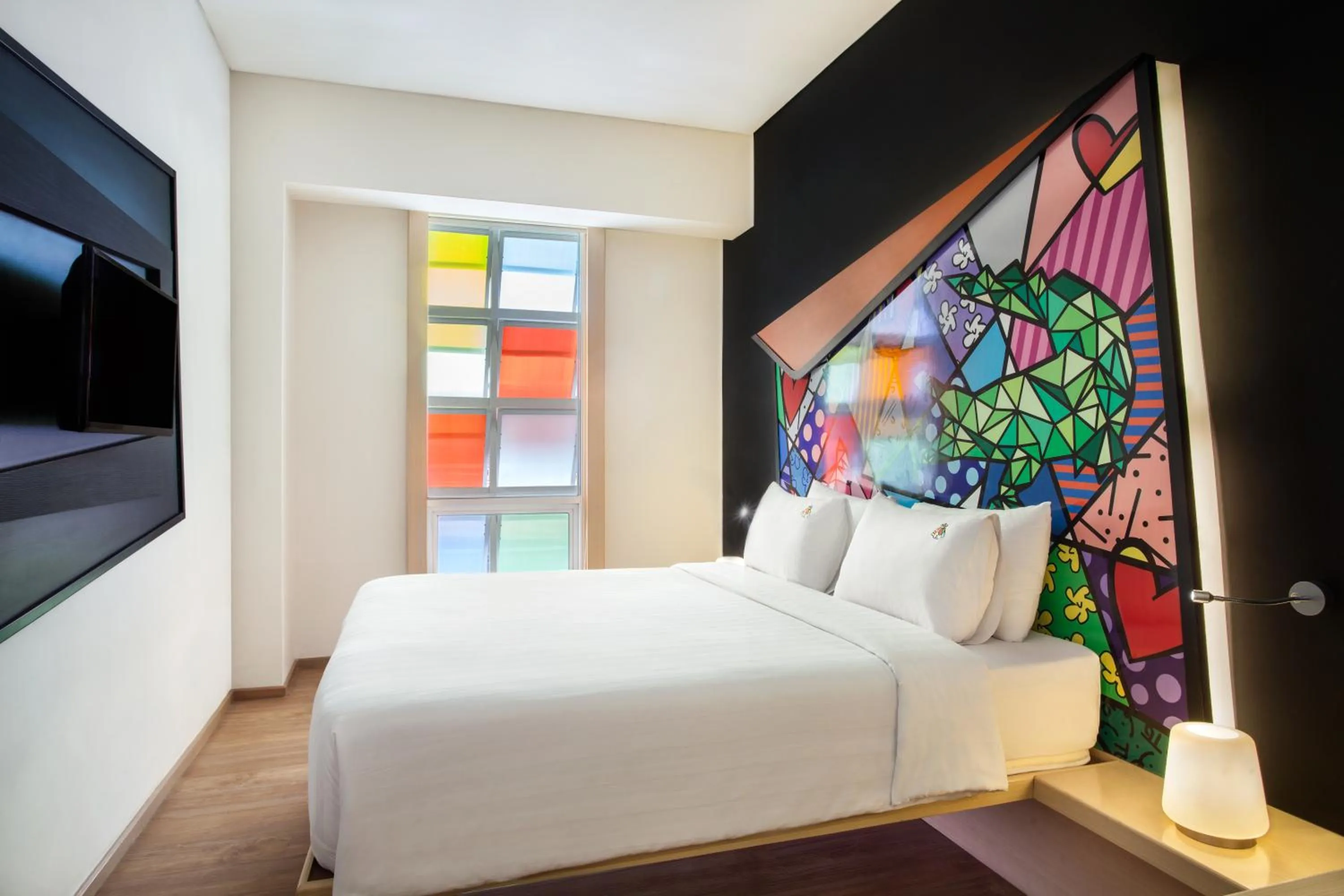 Bed in MaxOneHotel Tidar Surabaya