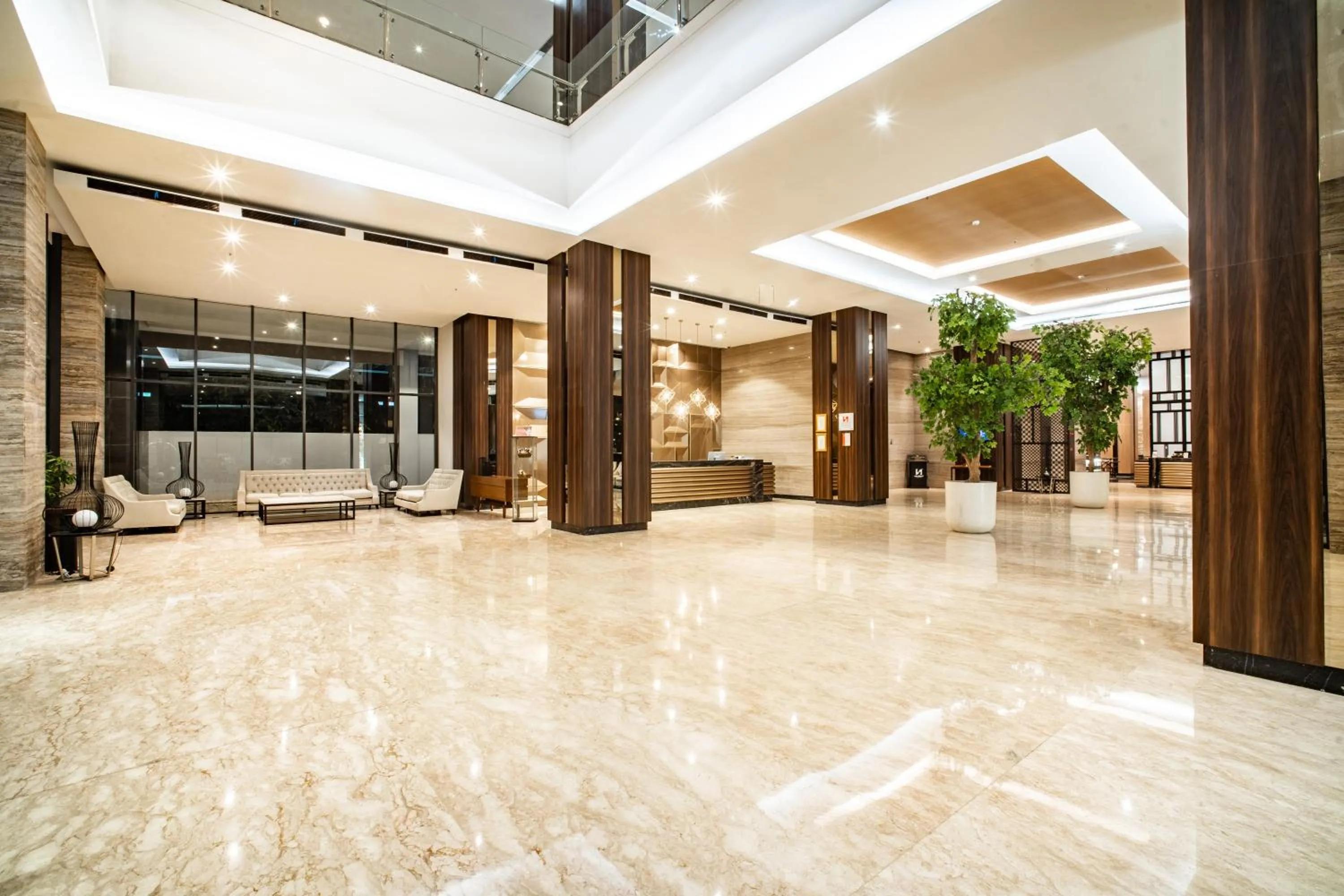 Lobby or reception in Swiss-Belhotel Karawang