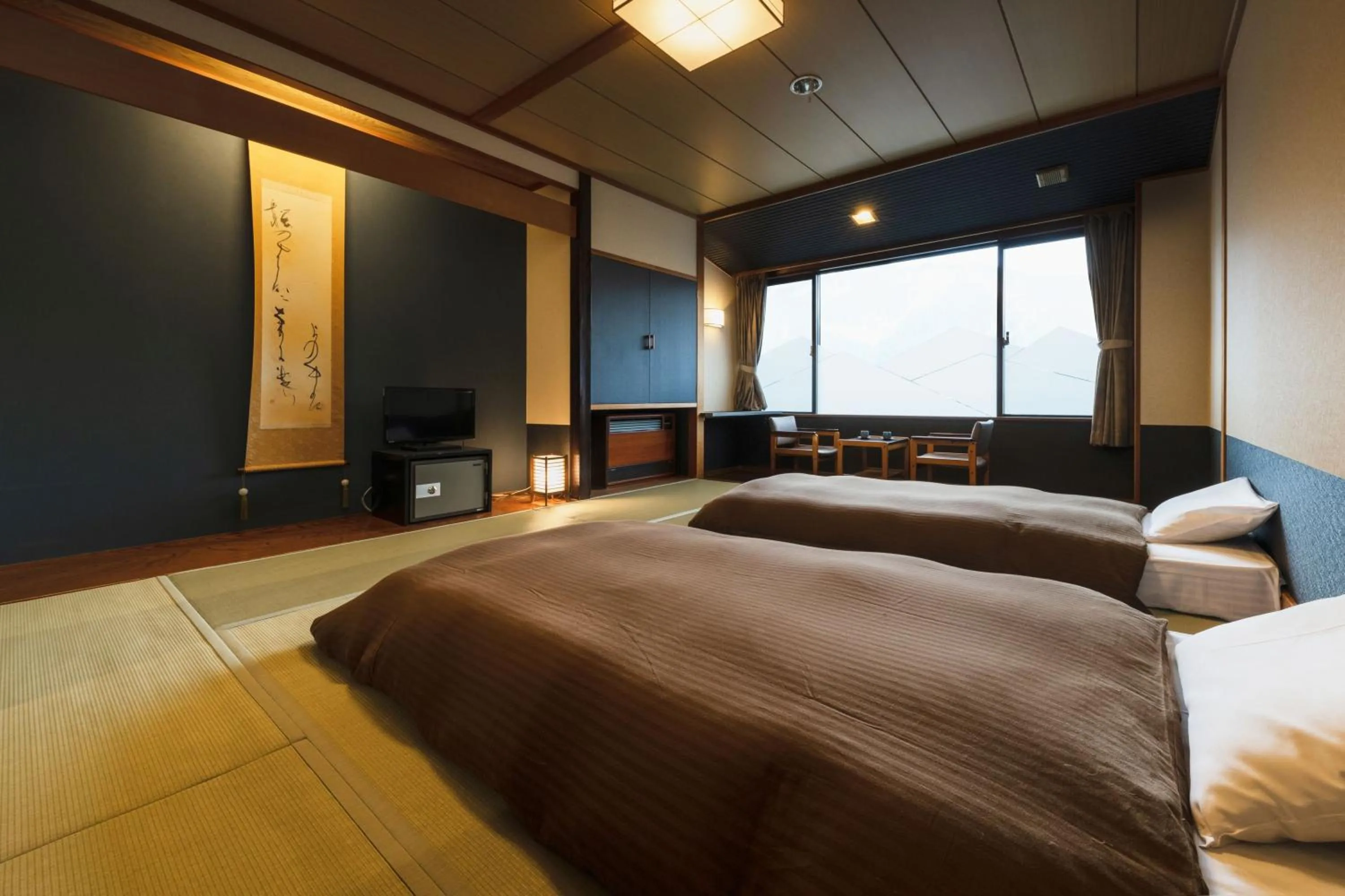 Bed in Takamiya Bettei Kuon