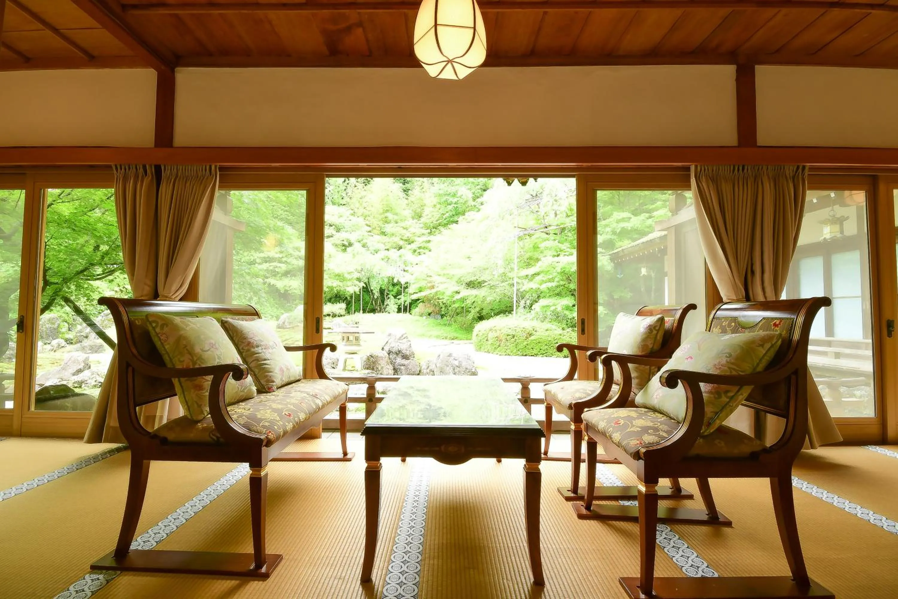 View (from property/room) in 高野山 宿坊 総持院 -Koyasan Shukubo Sojiin-