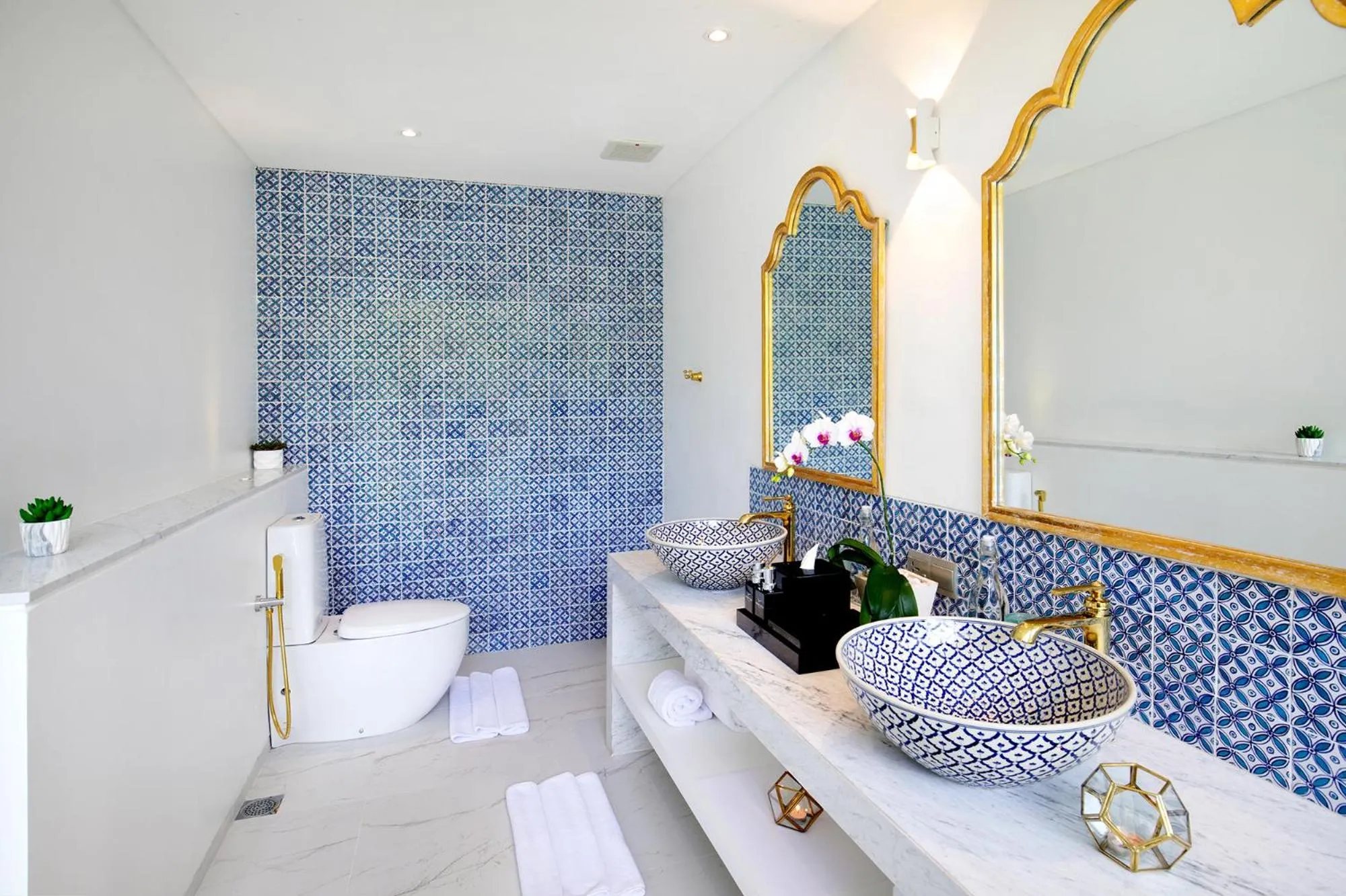 Bathroom in Hidden Hills Villas - Small Luxury Hotels of The World