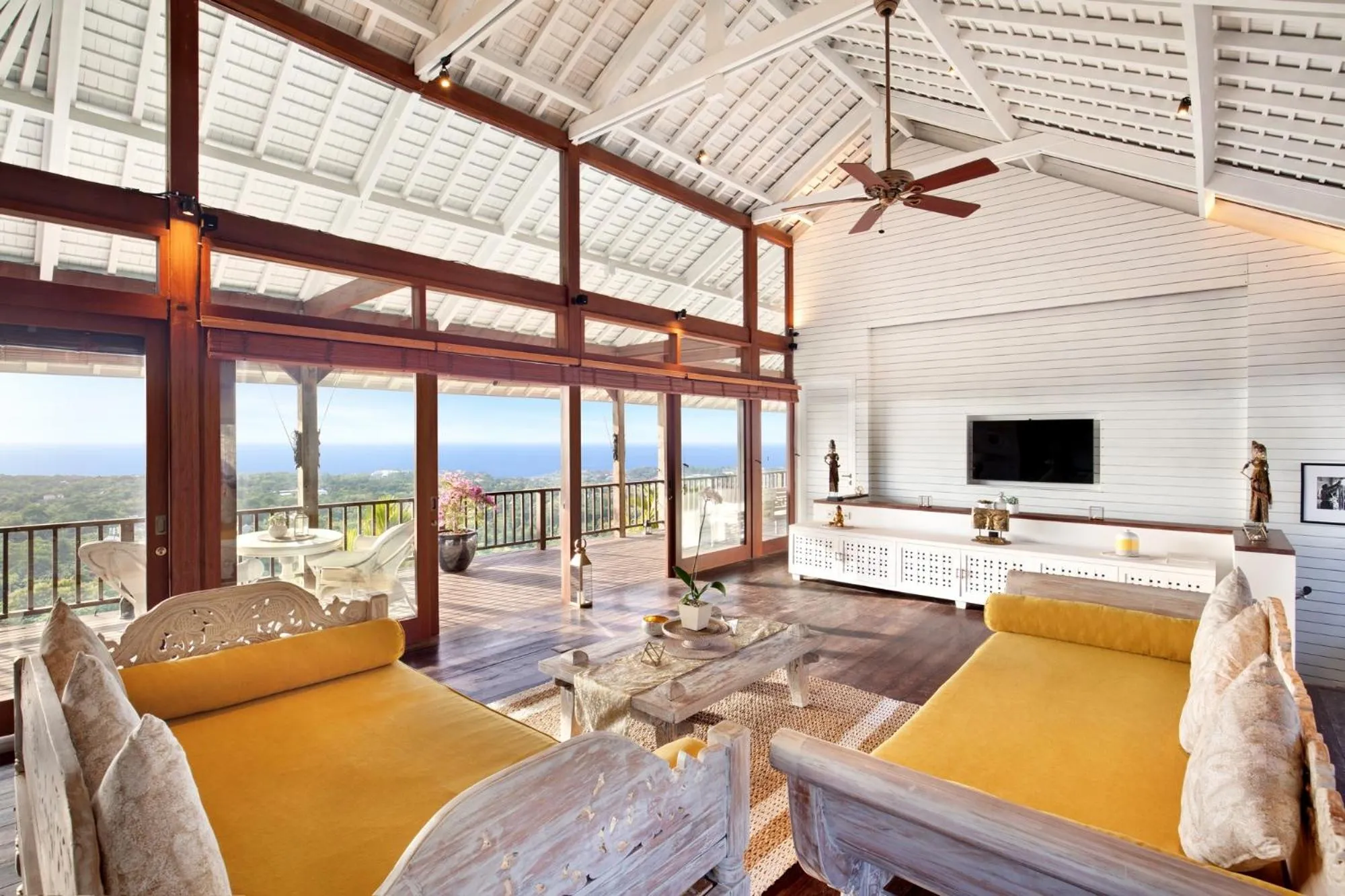 Living room in Hidden Hills Villas - Small Luxury Hotels of The World