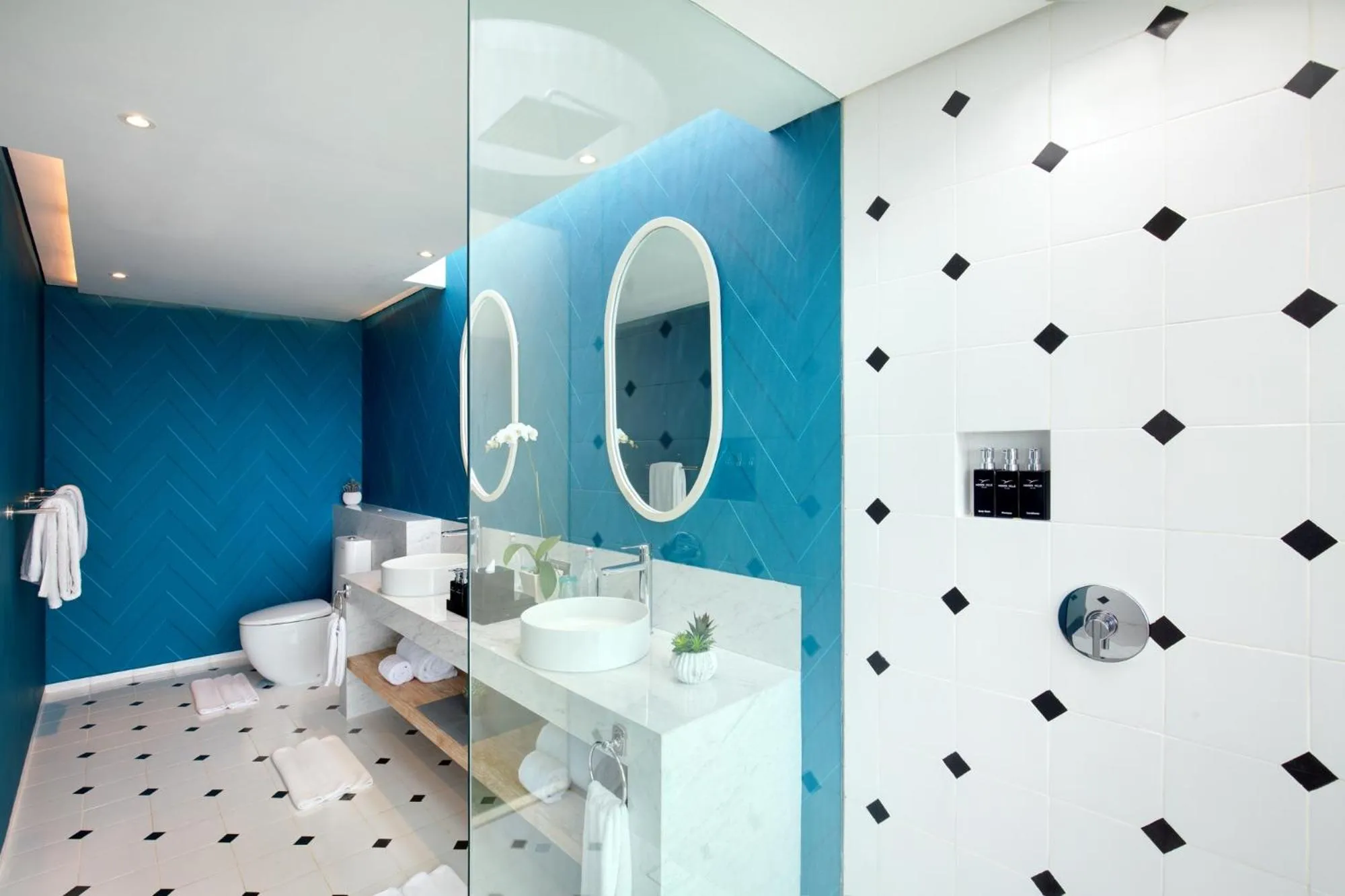 Bathroom in Hidden Hills Villas - Small Luxury Hotels of The World