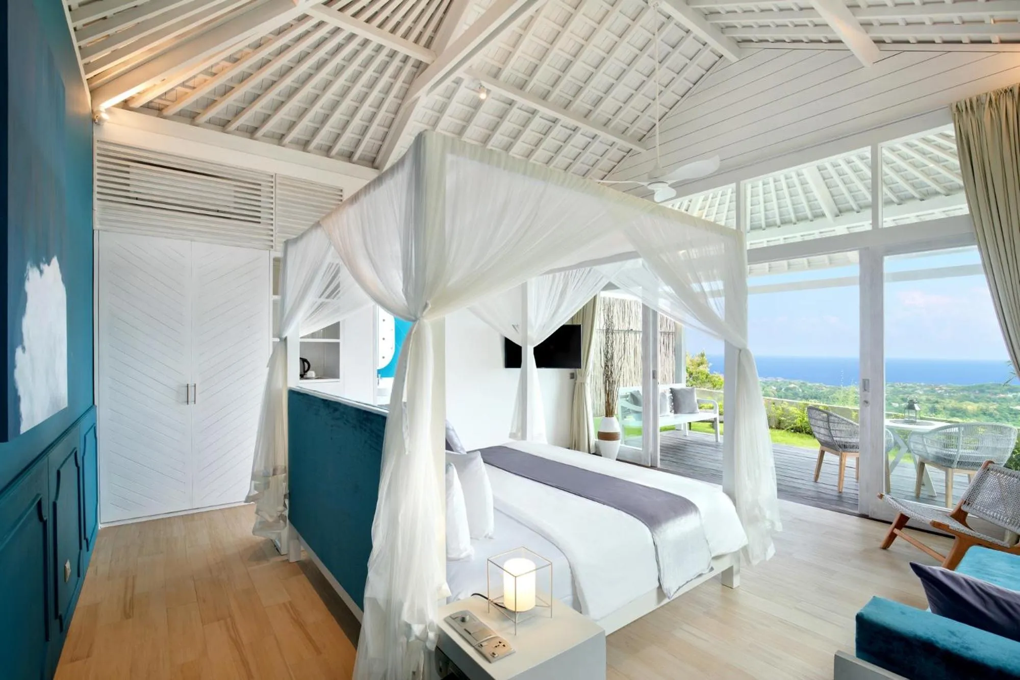 Bed in Hidden Hills Villas - Small Luxury Hotels of The World
