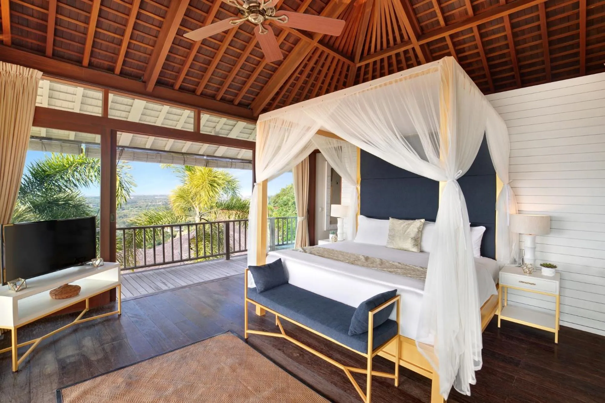 Bed in Hidden Hills Villas - Small Luxury Hotels of The World