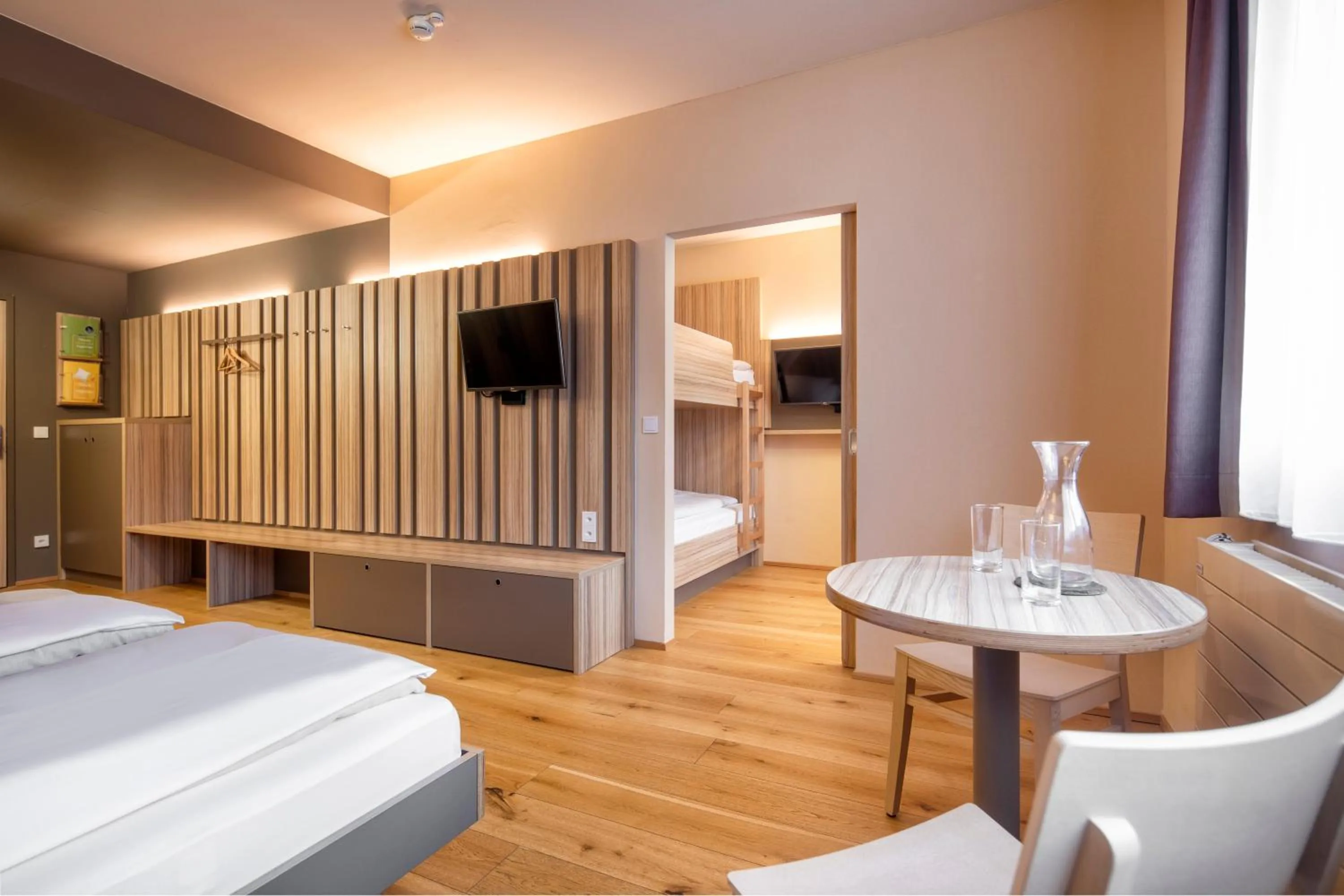 TV and multimedia, Bed in JUFA Hotel Malbun