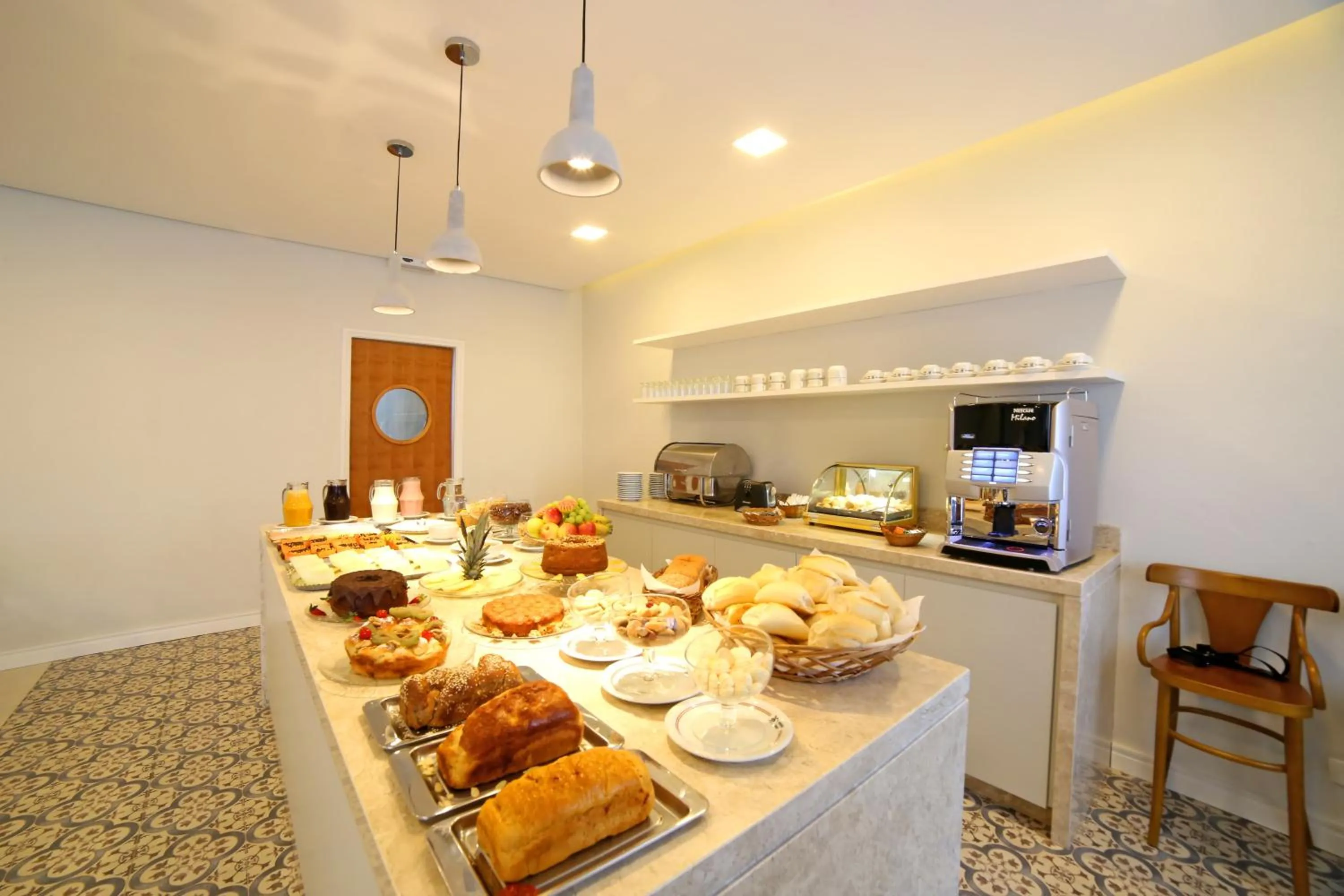 Food and drinks in Moinho Itália Hotel