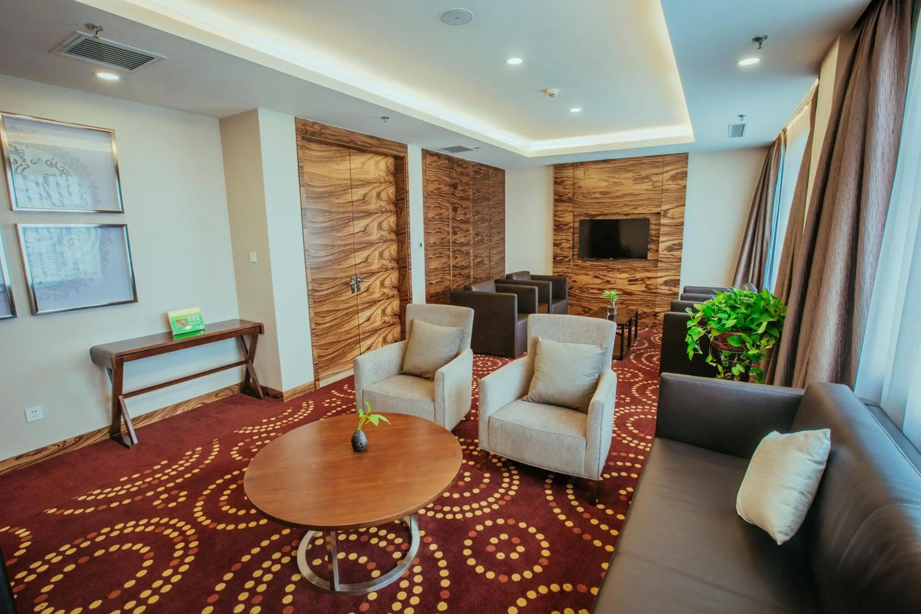 Restaurant/places to eat, Seating Area in Holiday Inn Xi'an Big Goose Pagoda, an IHG Hotel