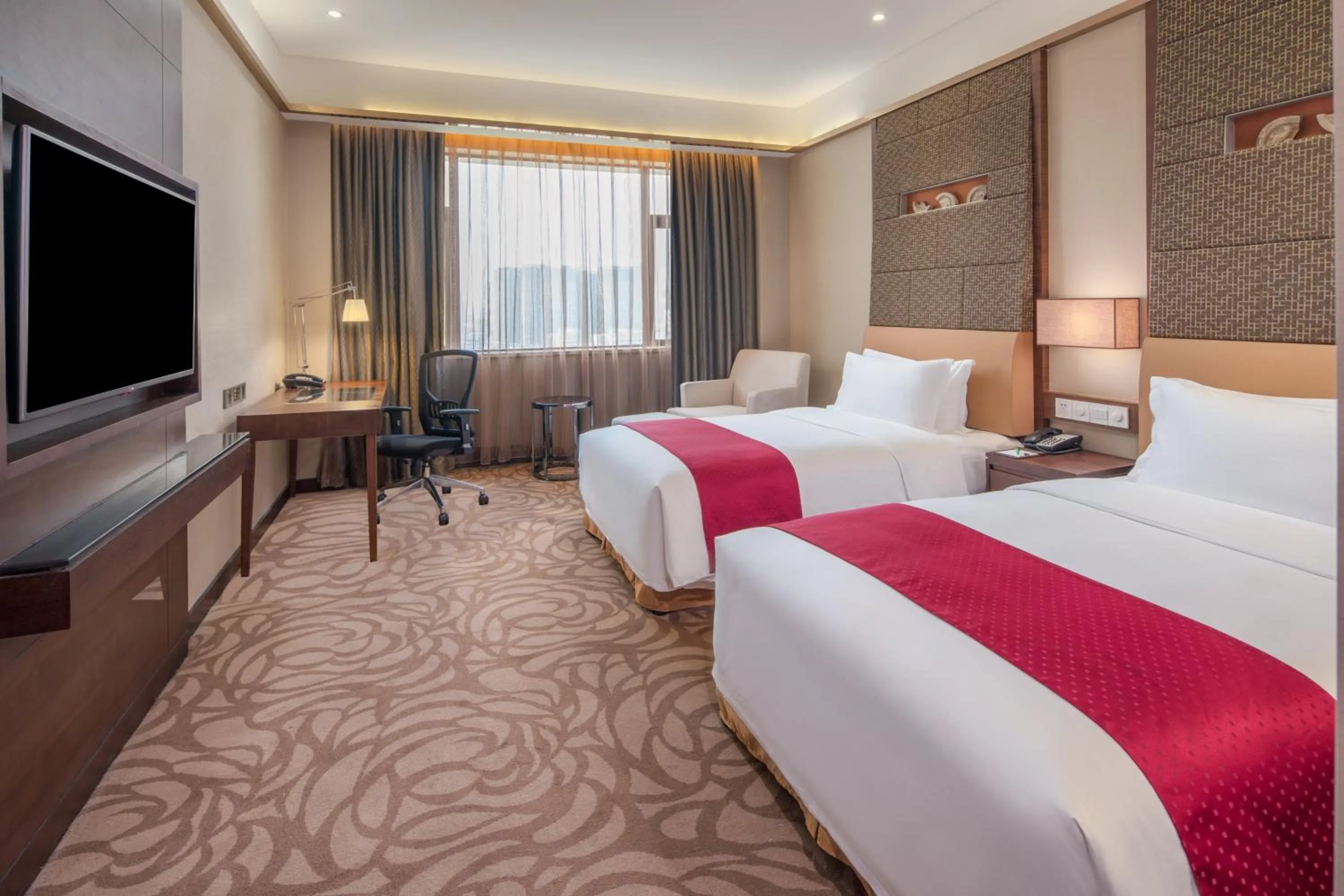 Photo of the whole room in Holiday Inn Xi'an Big Goose Pagoda, an IHG Hotel