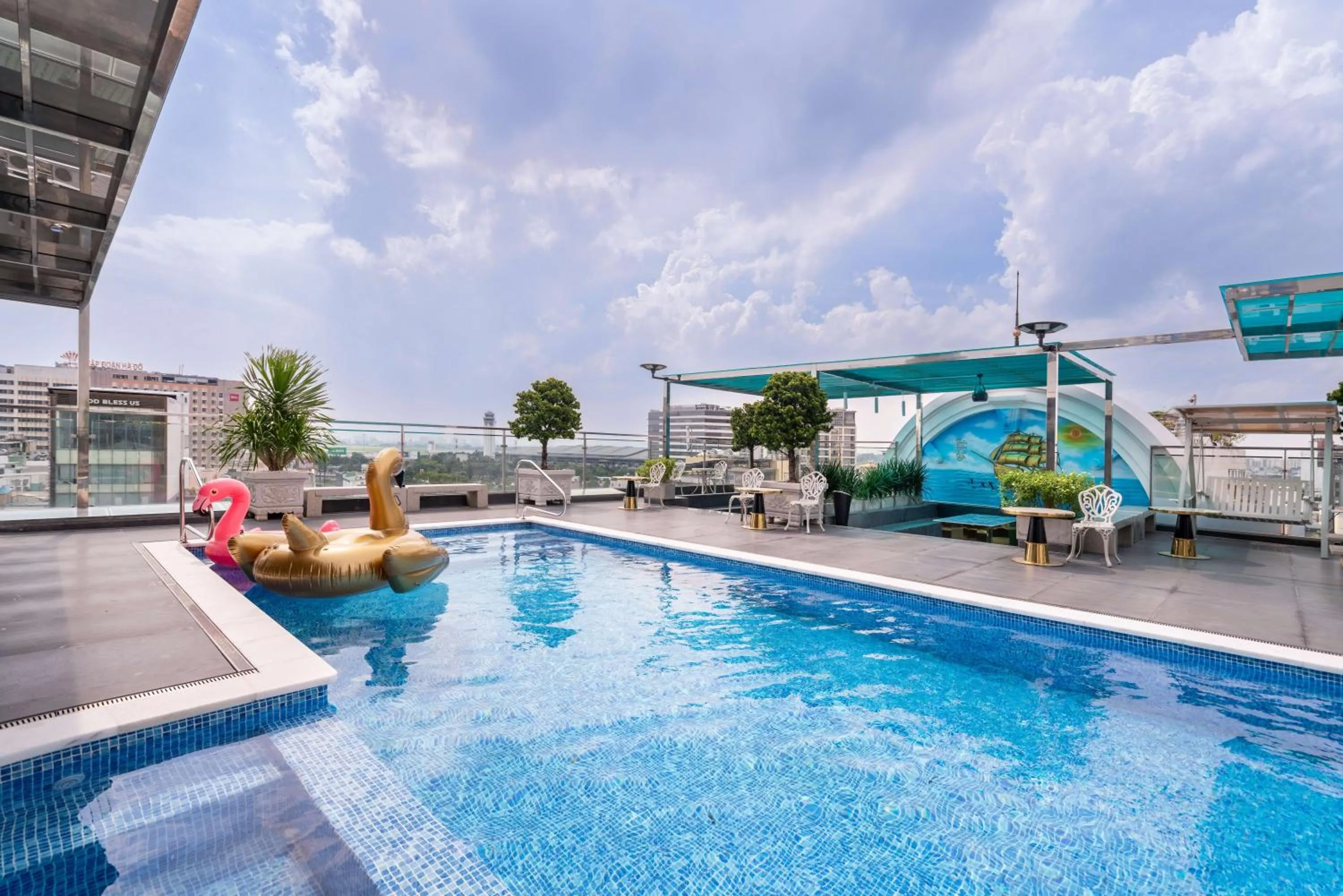 Le Saigon Grand Hotel