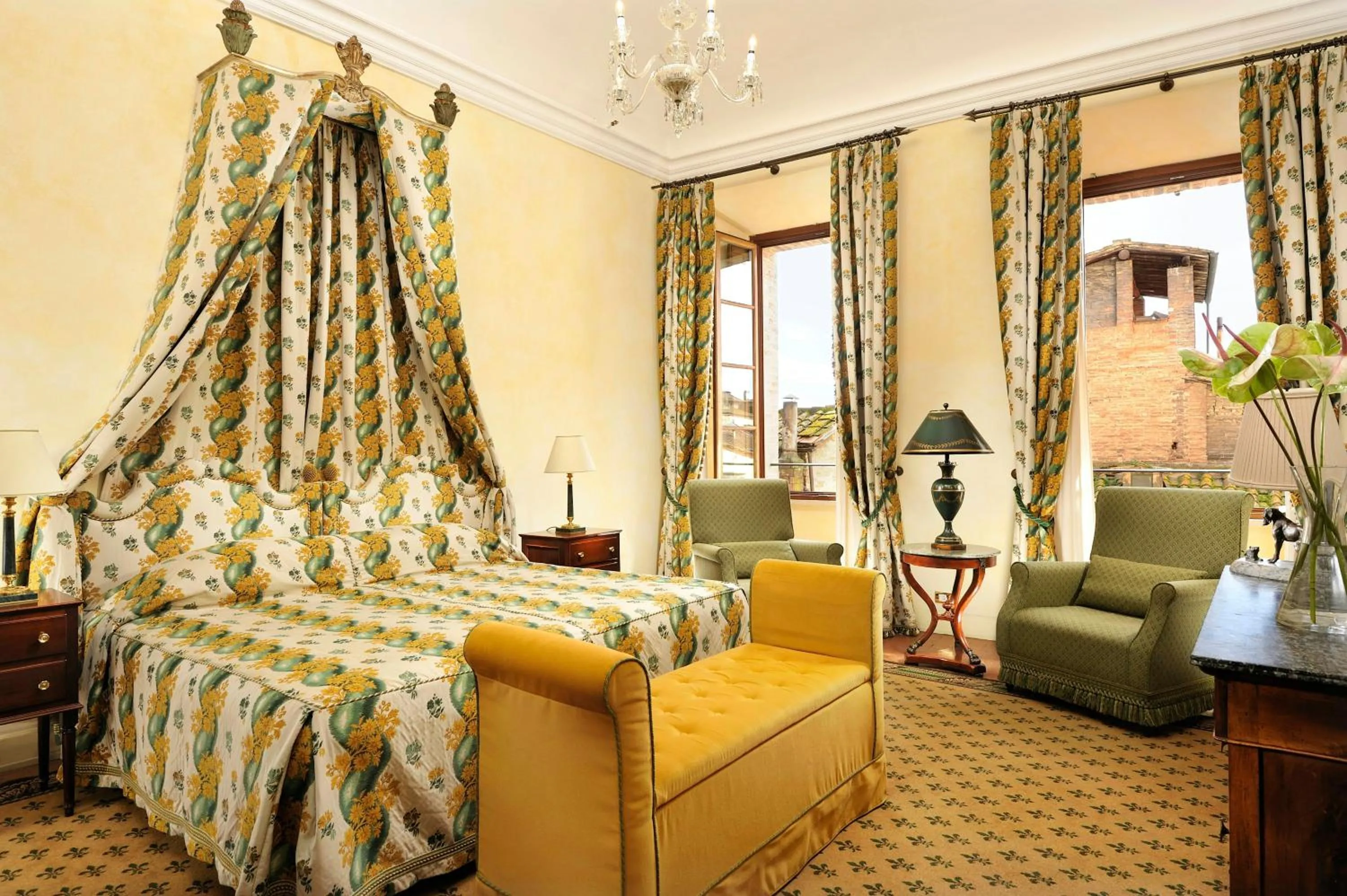Triple Room in Grand Hotel Continental Siena - Starhotels Collezione