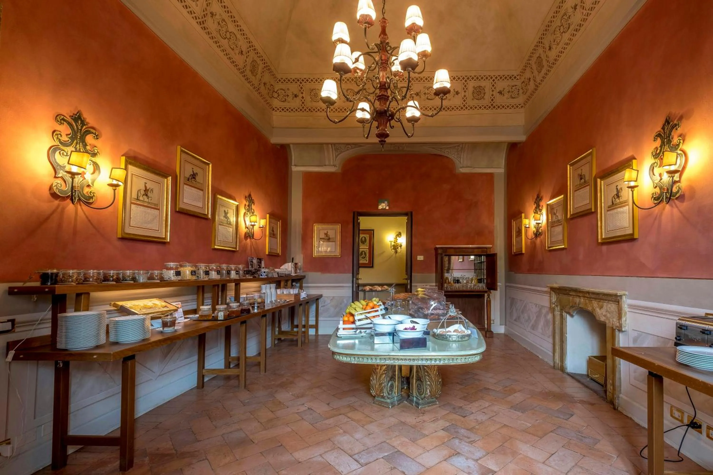 Restaurant/places to eat in Grand Hotel Continental Siena - Starhotels Collezione