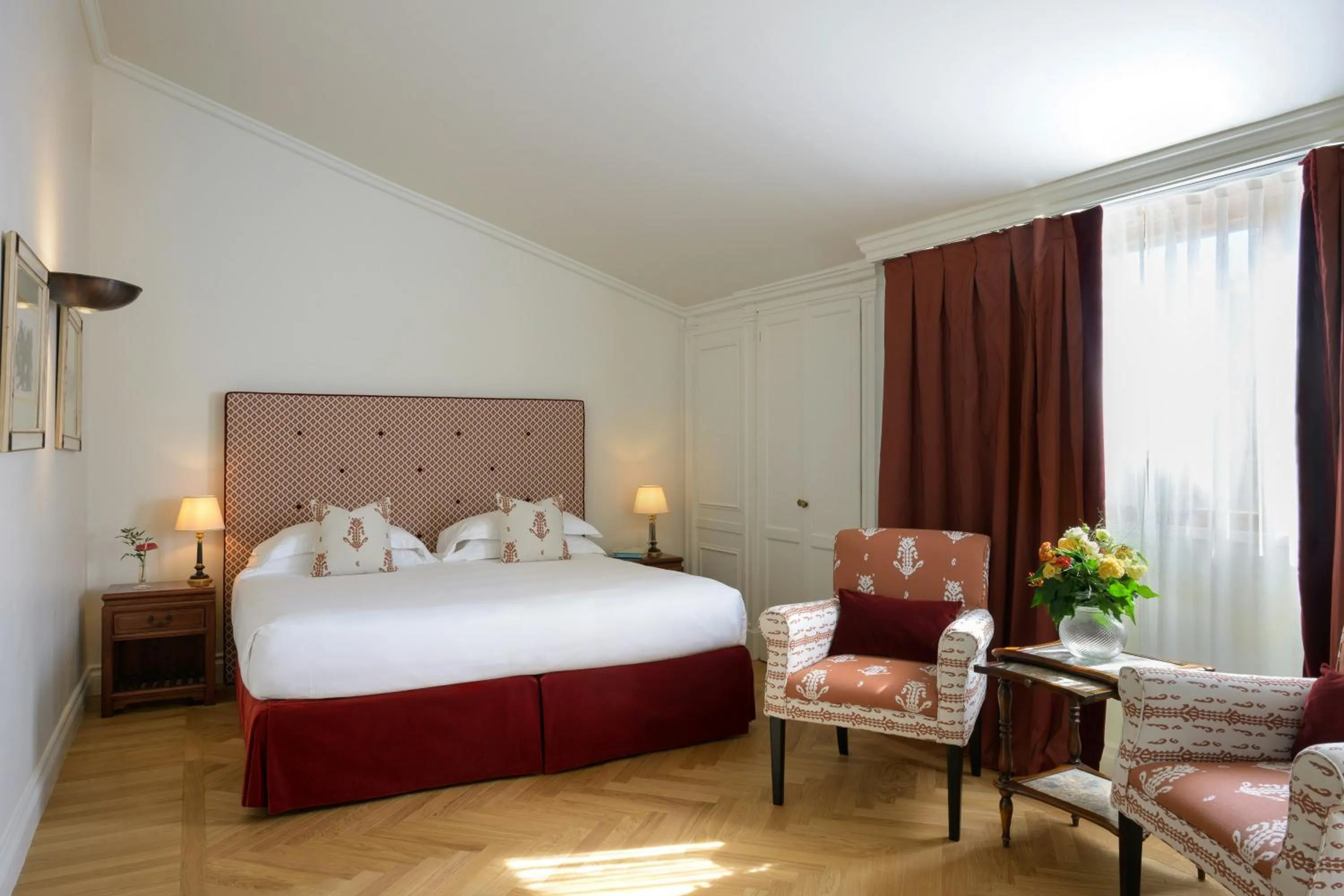 Photo of the whole room, Bed in Grand Hotel Continental Siena - Starhotels Collezione