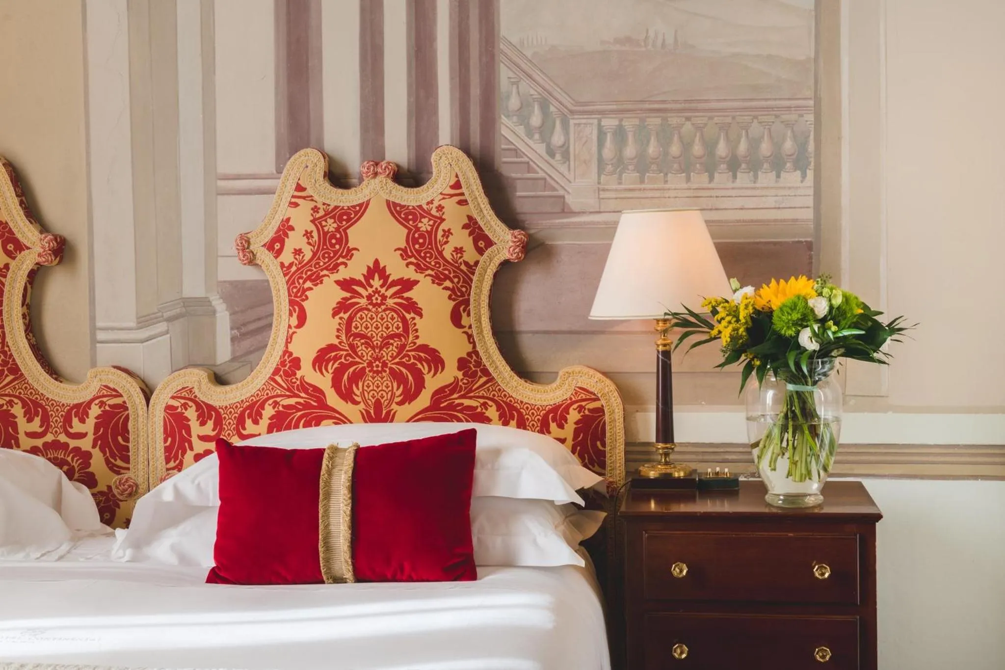 Deluxe Double or Twin Room with Terrace in Grand Hotel Continental Siena - Starhotels Collezione
