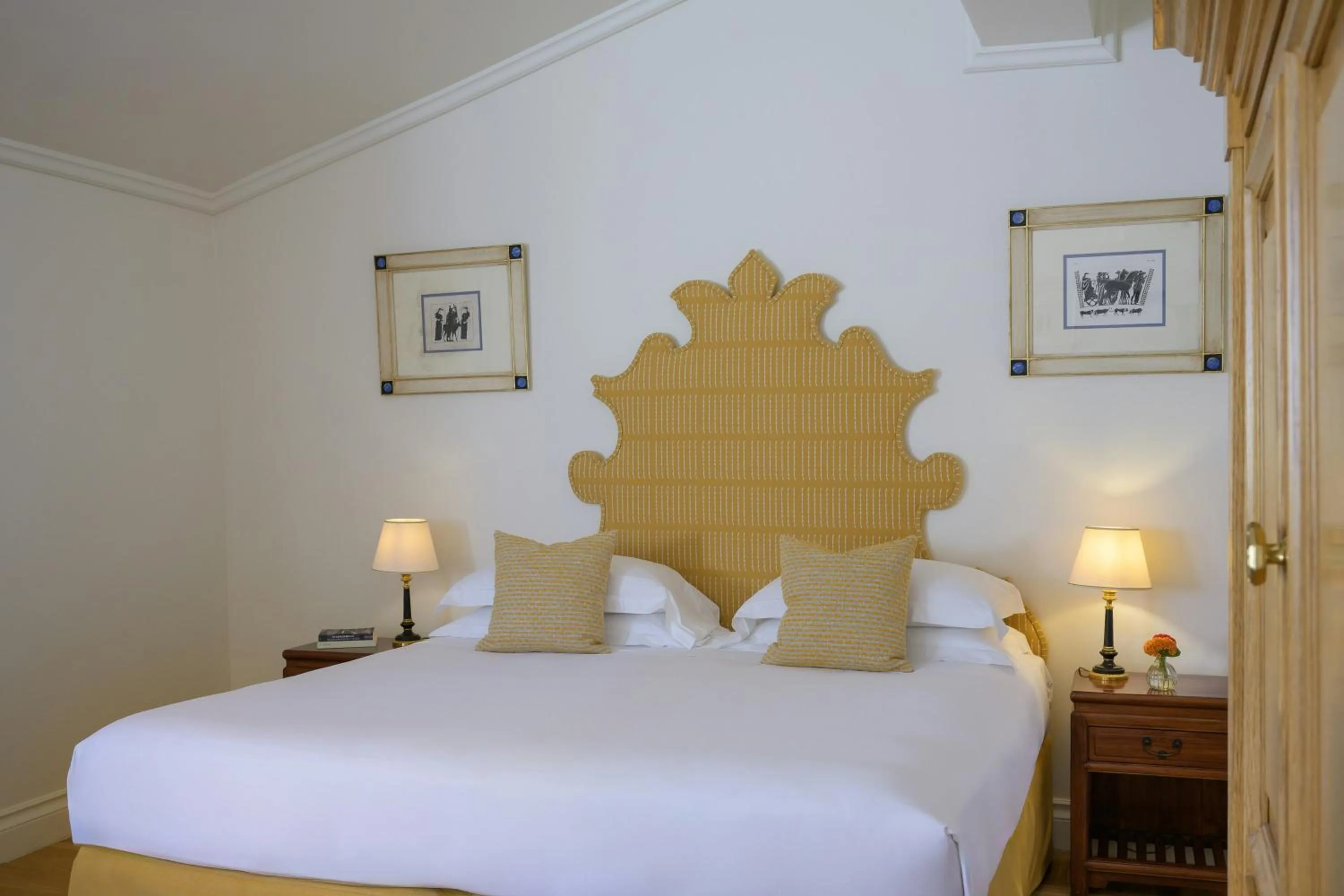 Other, Bed in Grand Hotel Continental Siena - Starhotels Collezione