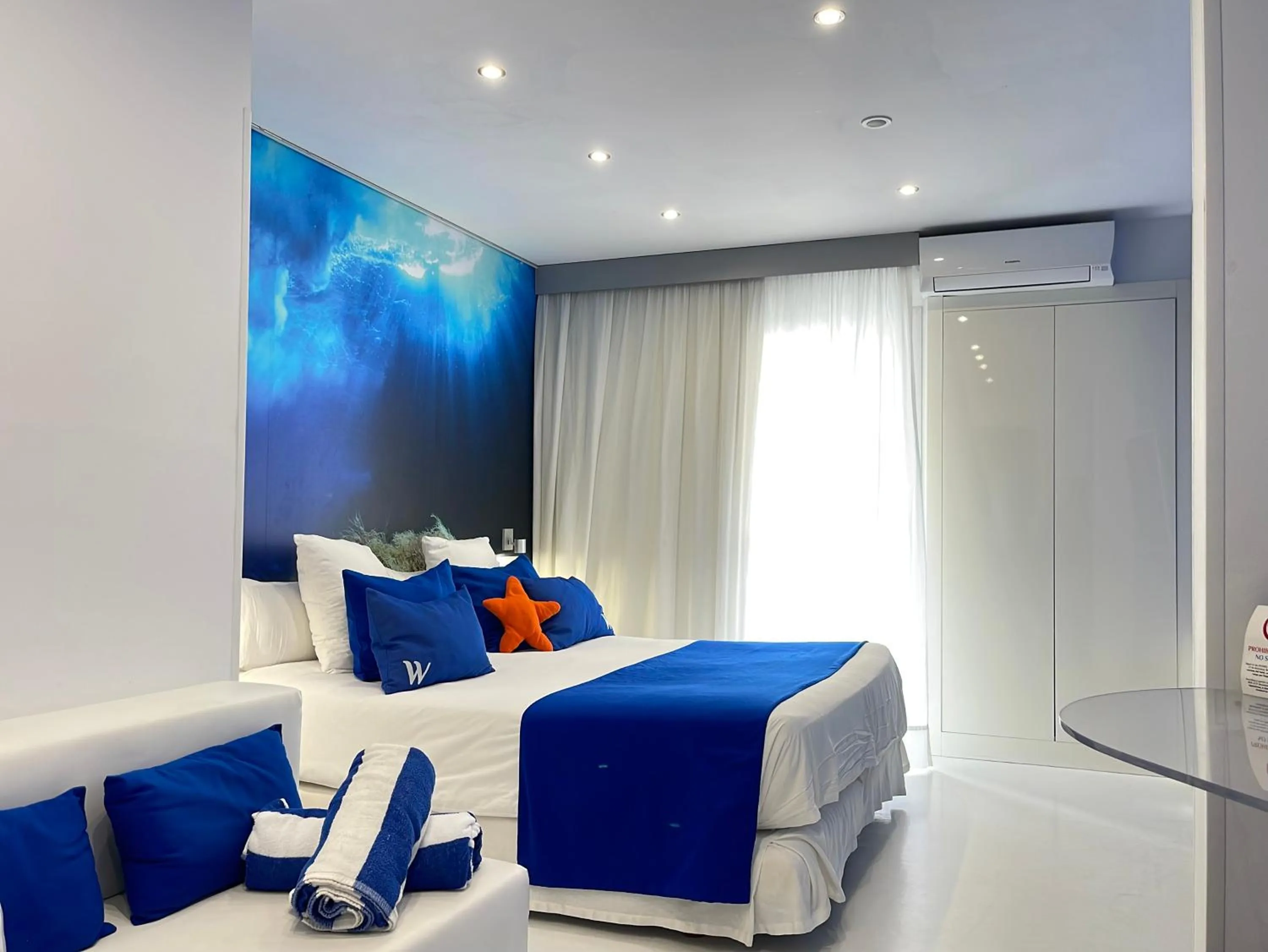 Bed in Wavia Hotel - Adults only