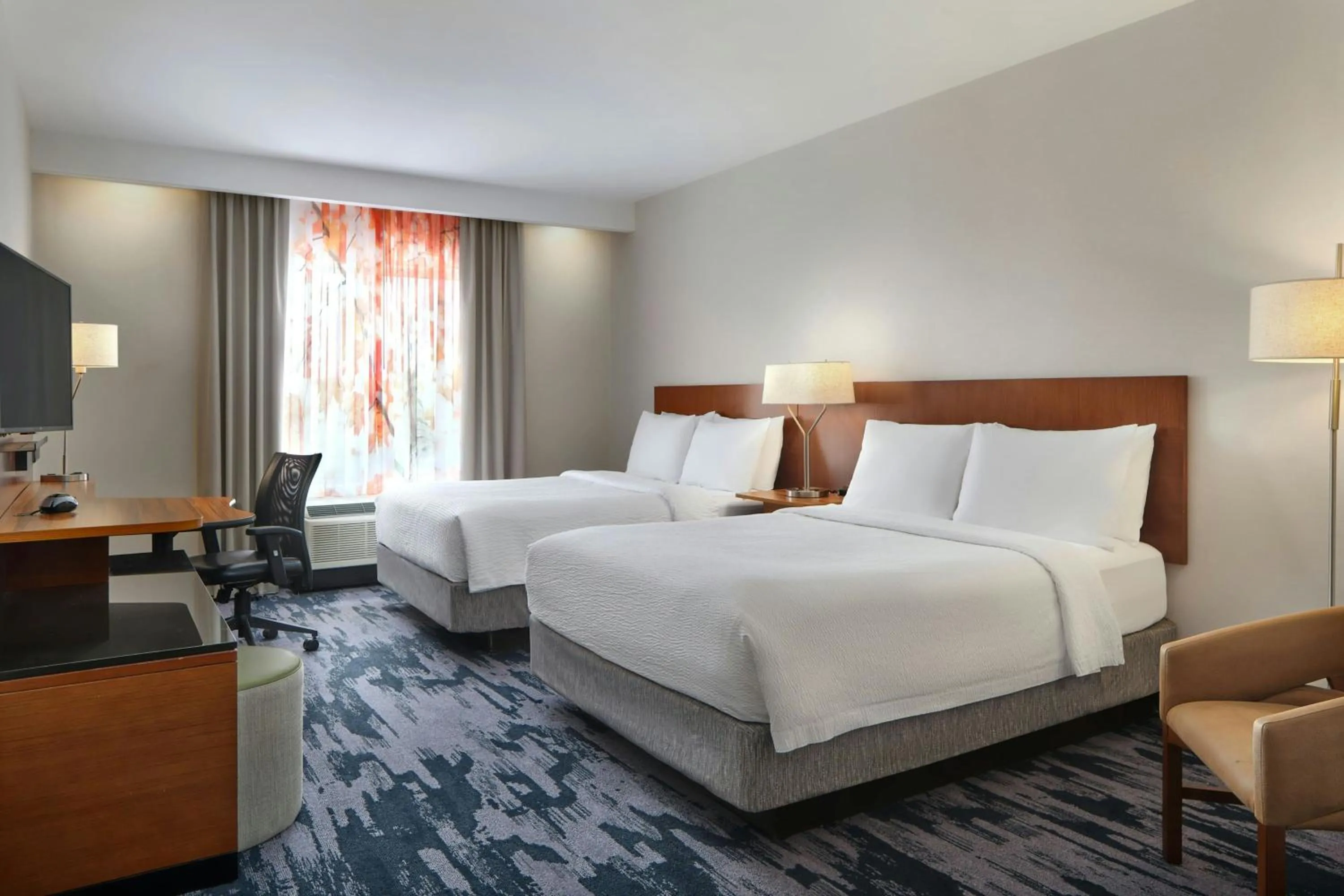Photo of the whole room, Bed in Fairfield by Marriott Niagara Falls