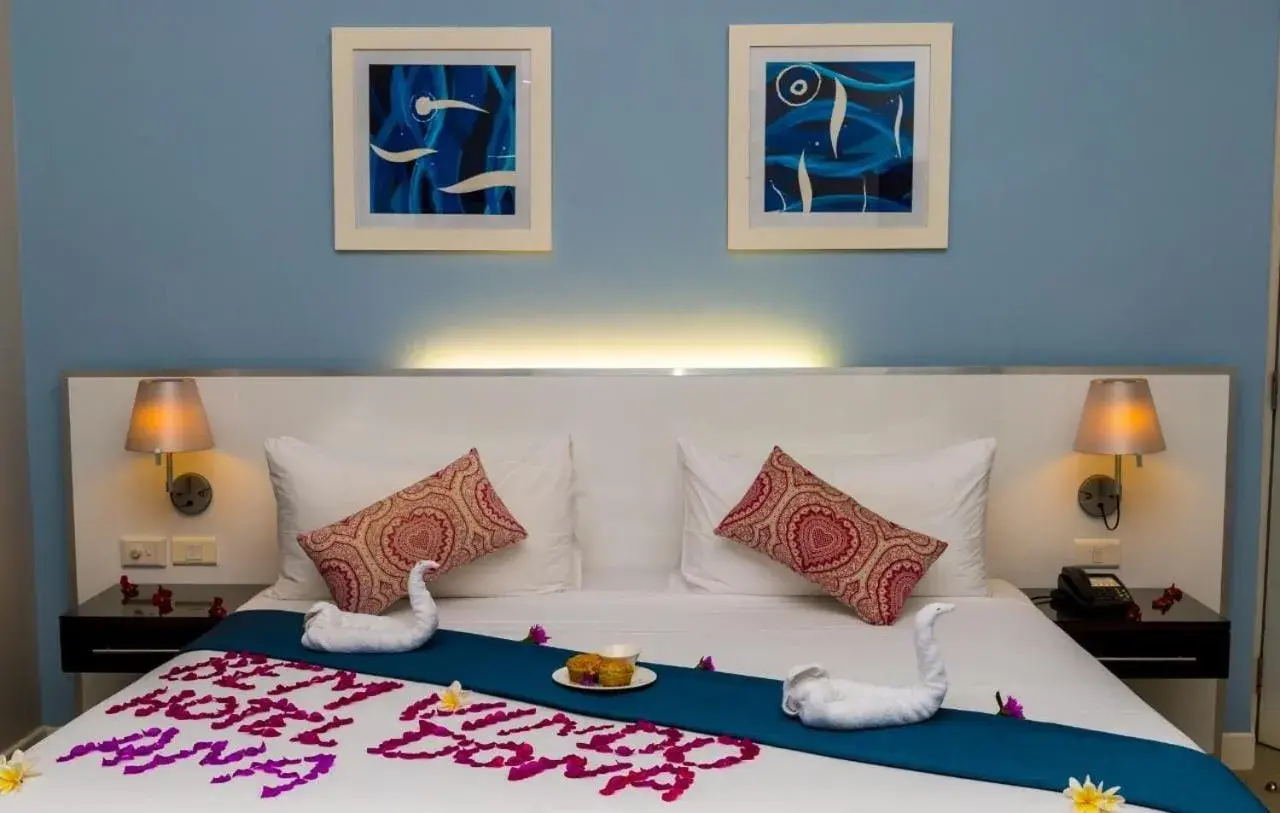 Deluxe Double or Twin Room with Sea View in Hotel Dona Ana Deluxe Double or Twin Room with Sea View in Hotel Dona Ana