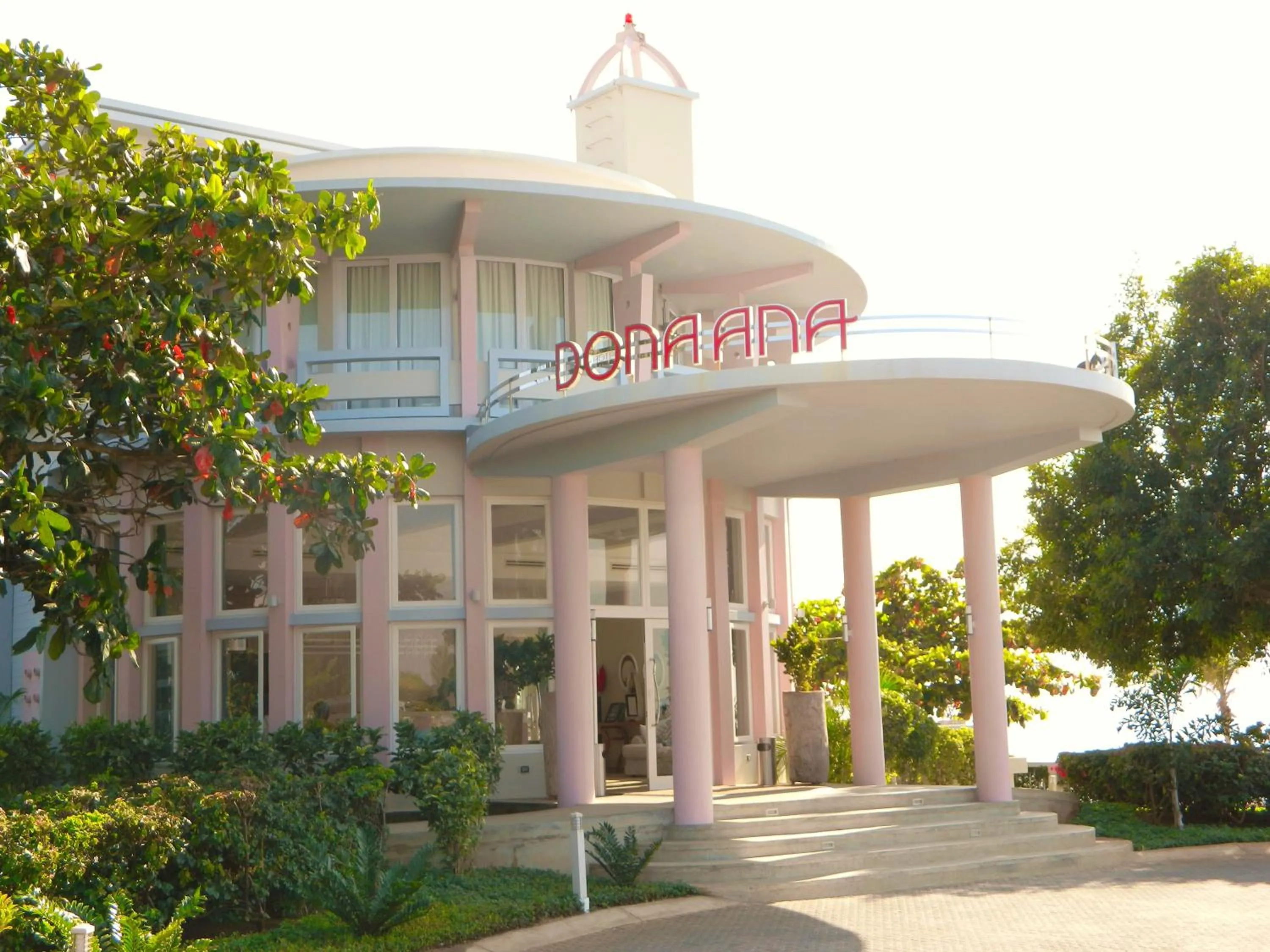 Facade/entrance in Hotel Dona Ana