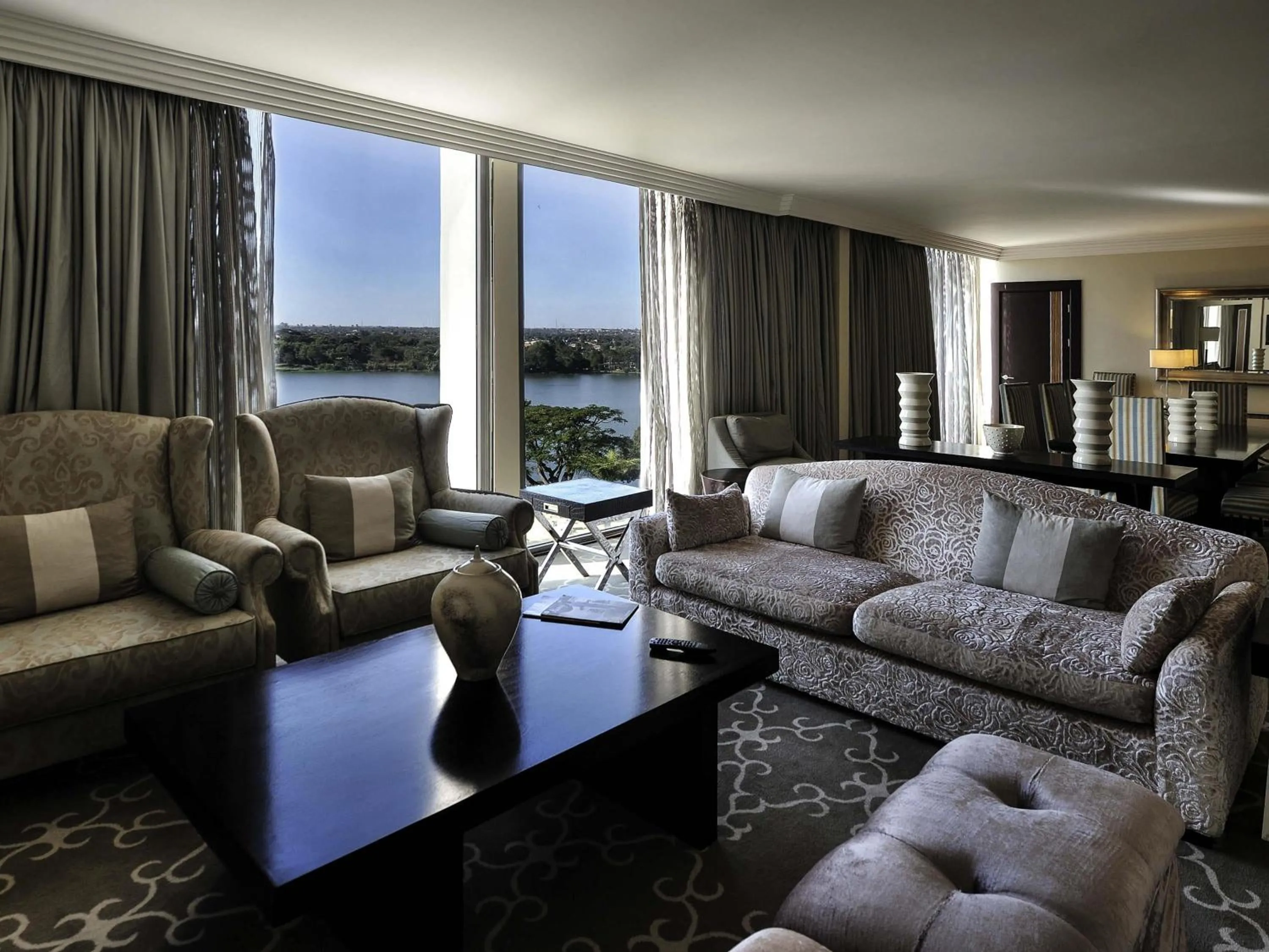 Bedroom in Pullman Lubumbashi Grand Karavia.