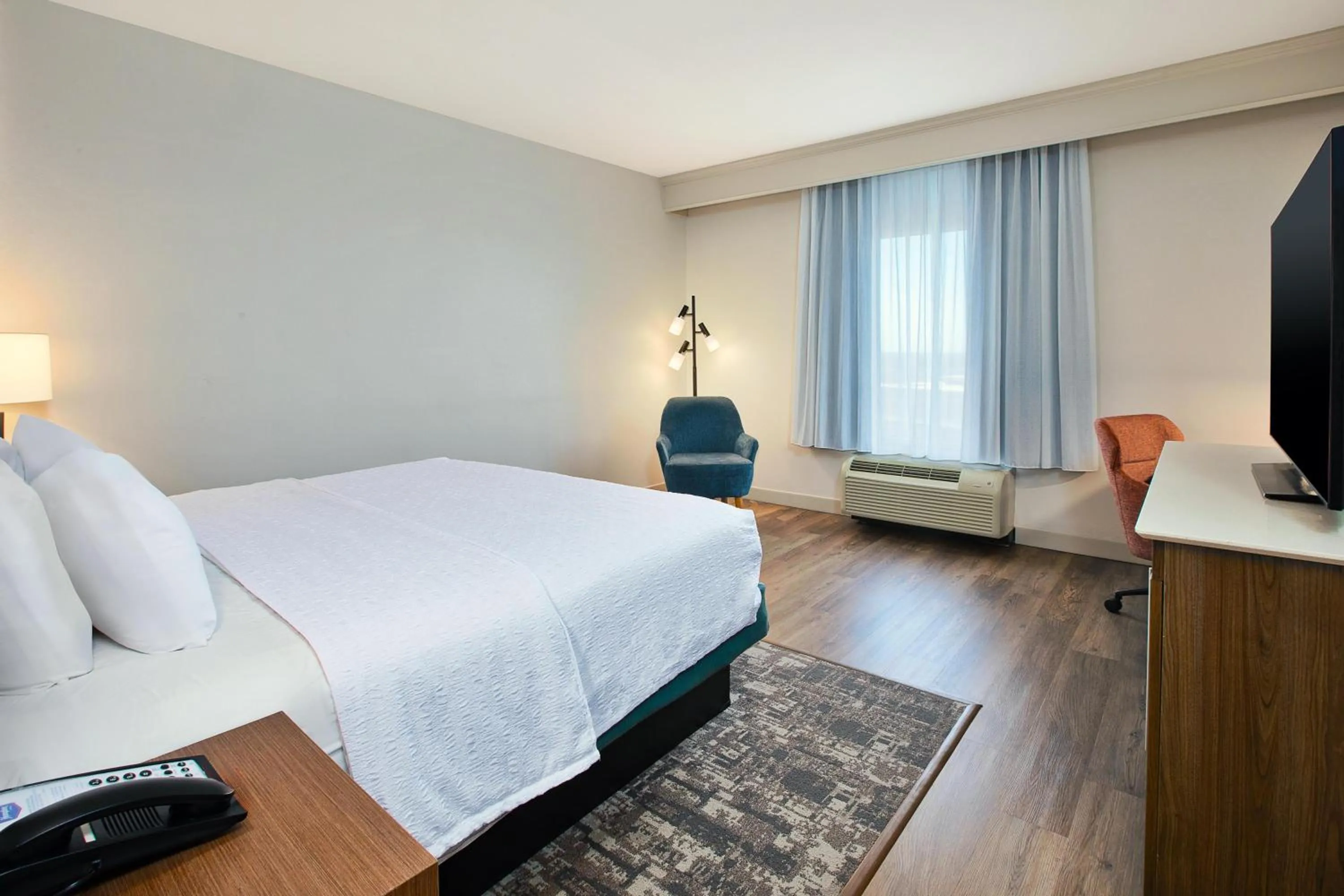 Bed in Hampton Inn North Little Rock McCain Mall, AR