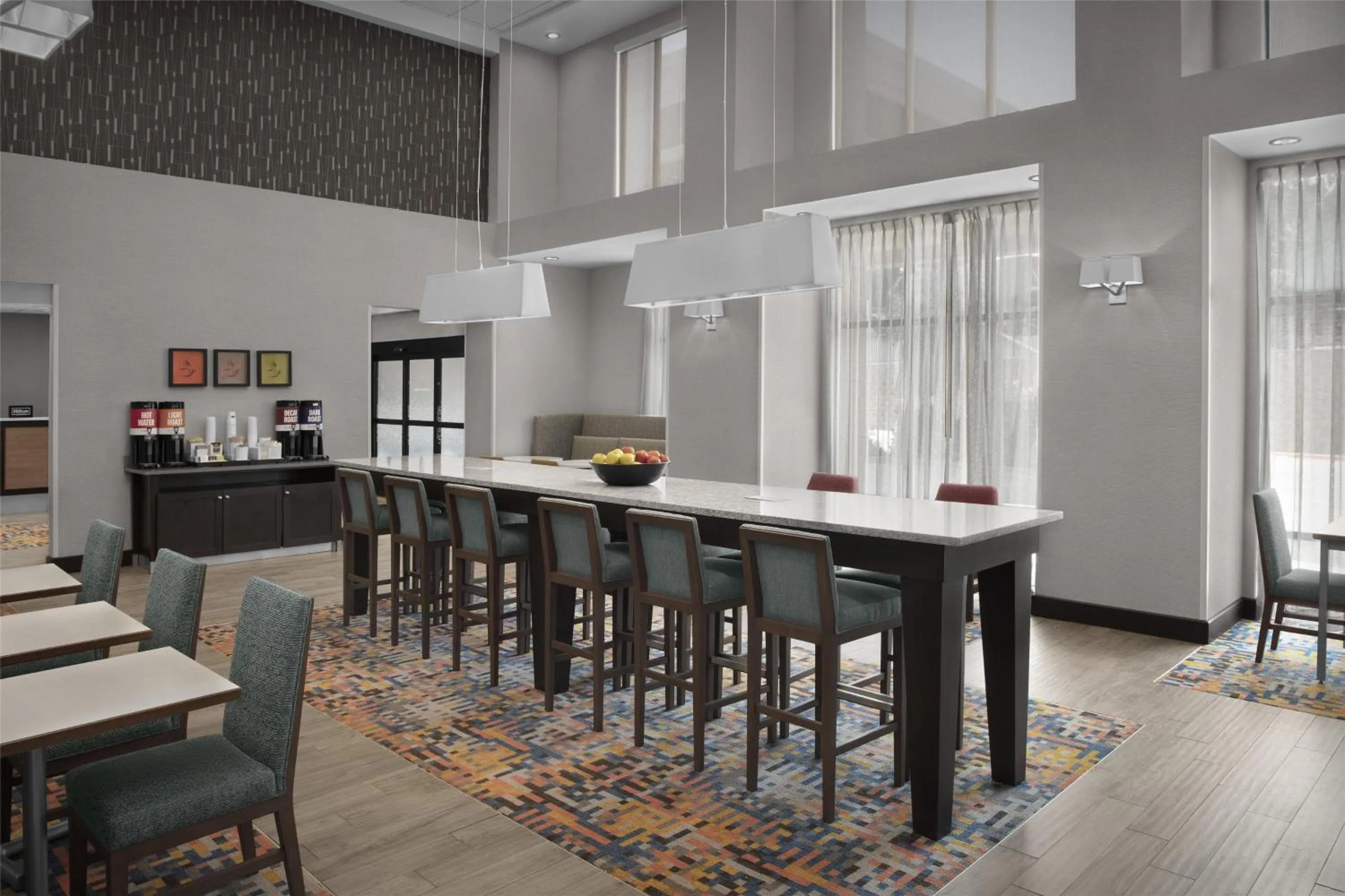 Breakfast in Hampton Inn and Suites Georgetown/Austin North, TX