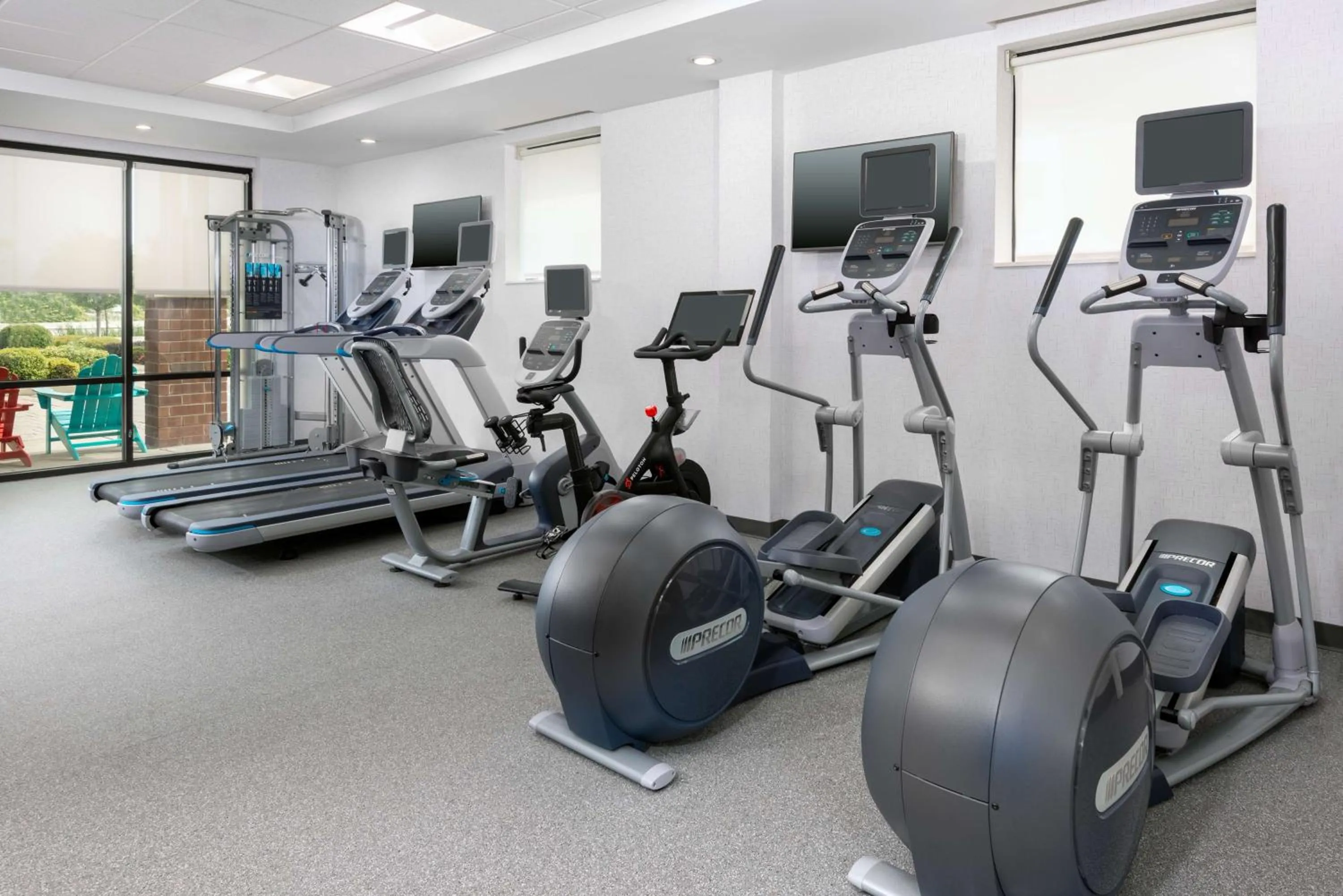 Fitness centre/facilities in Home2 Suites by Hilton Buffalo Airport/ Galleria Mall