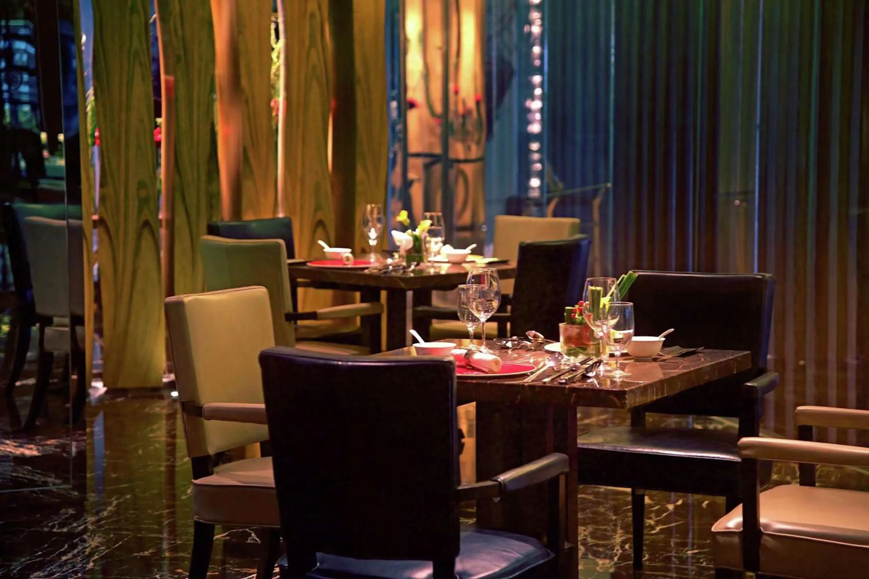 Restaurant/places to eat in Hilton Zhoushan